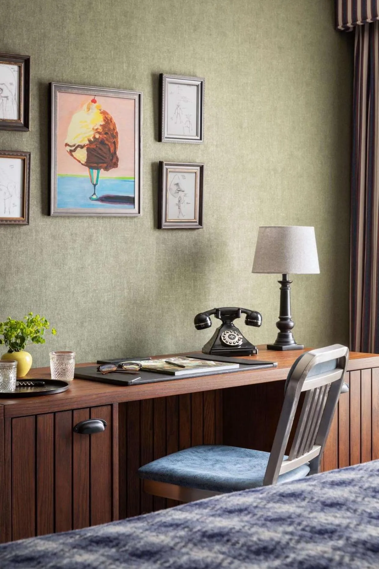 Bedroom in Graduate by Hilton Storrs