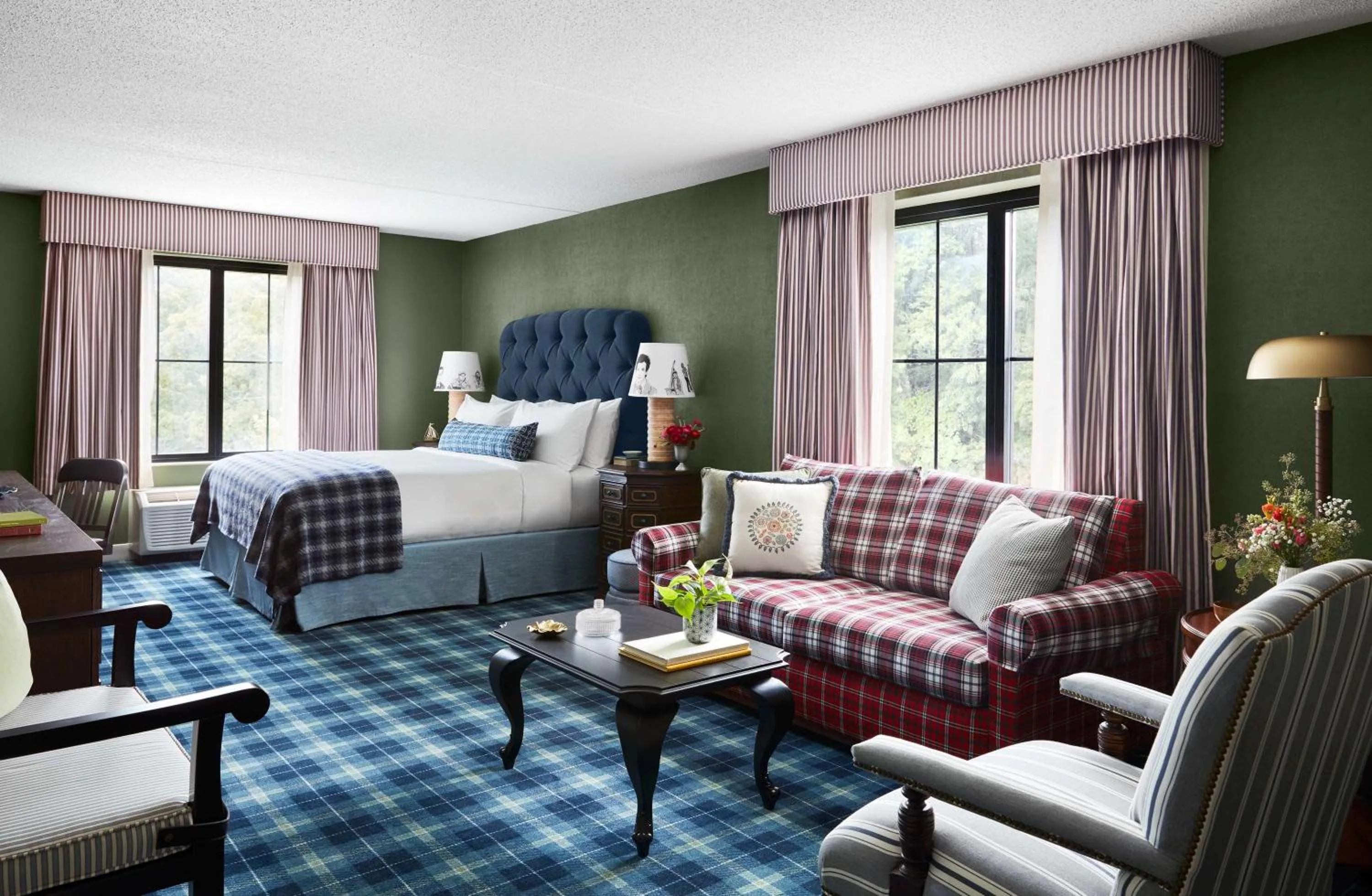 Bed in Graduate by Hilton Storrs