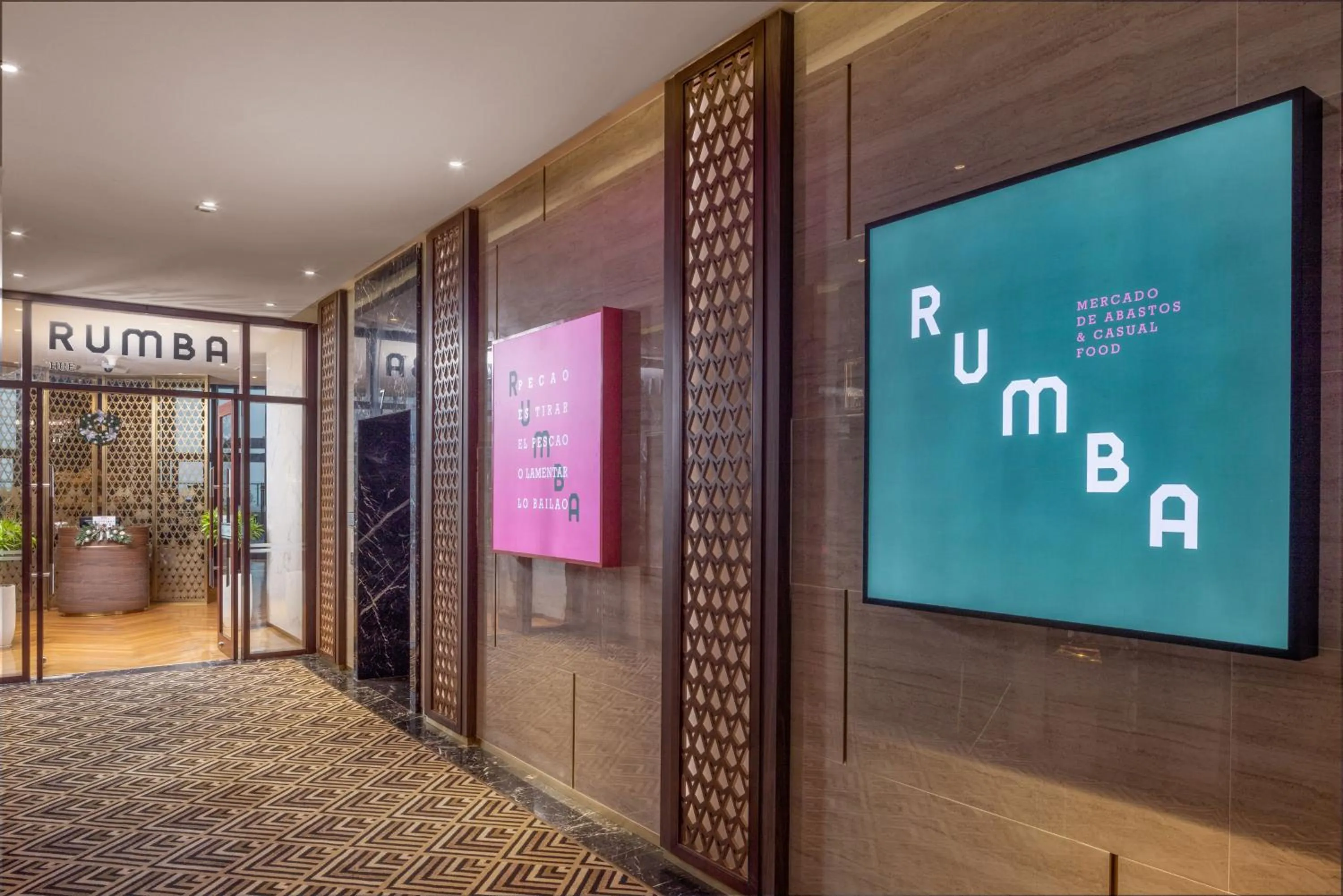 Restaurant/places to eat in Melia Vinpearl Hue