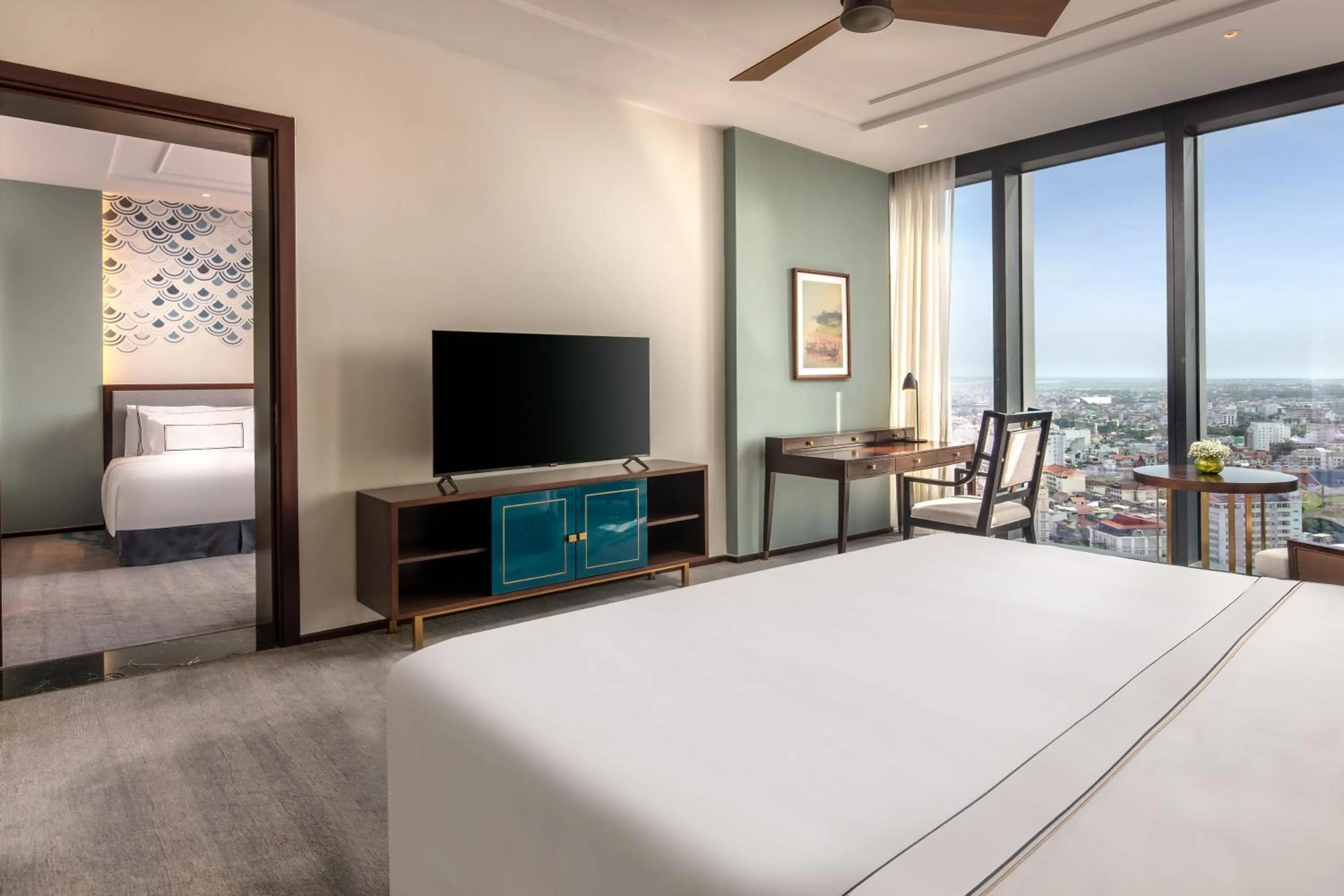 Bed in Melia Vinpearl Hue