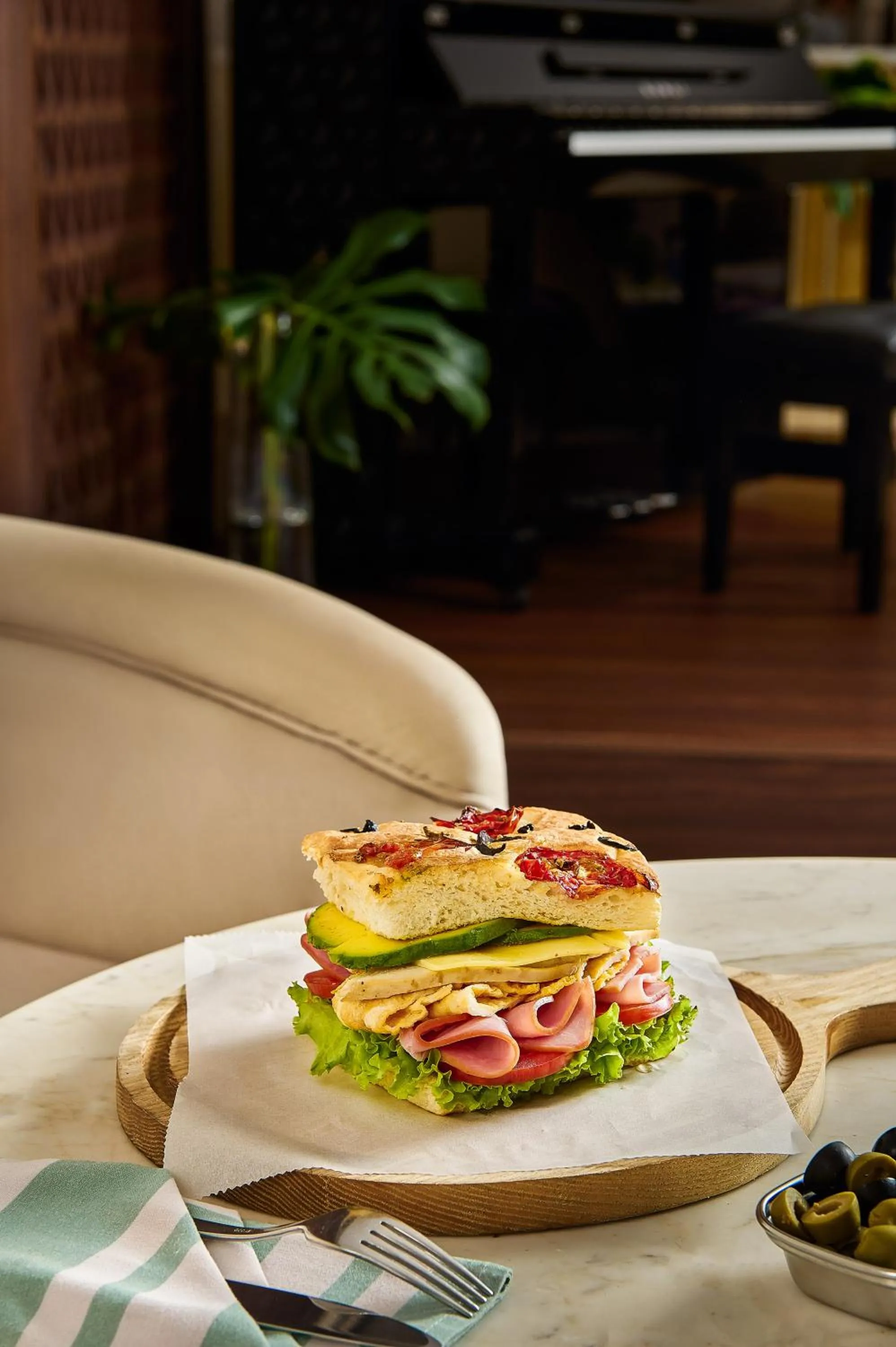 Food and drinks in Melia Vinpearl Hue