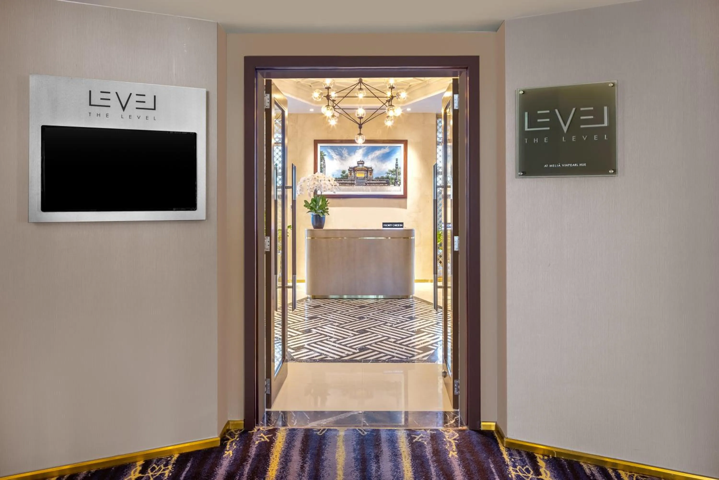 Lounge or bar in Melia Vinpearl Hue