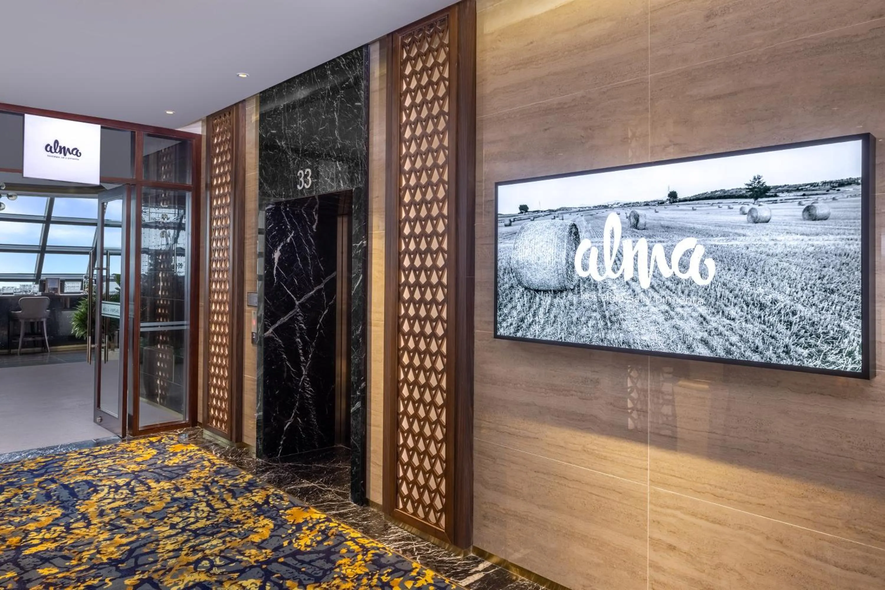 Restaurant/places to eat in Melia Vinpearl Hue