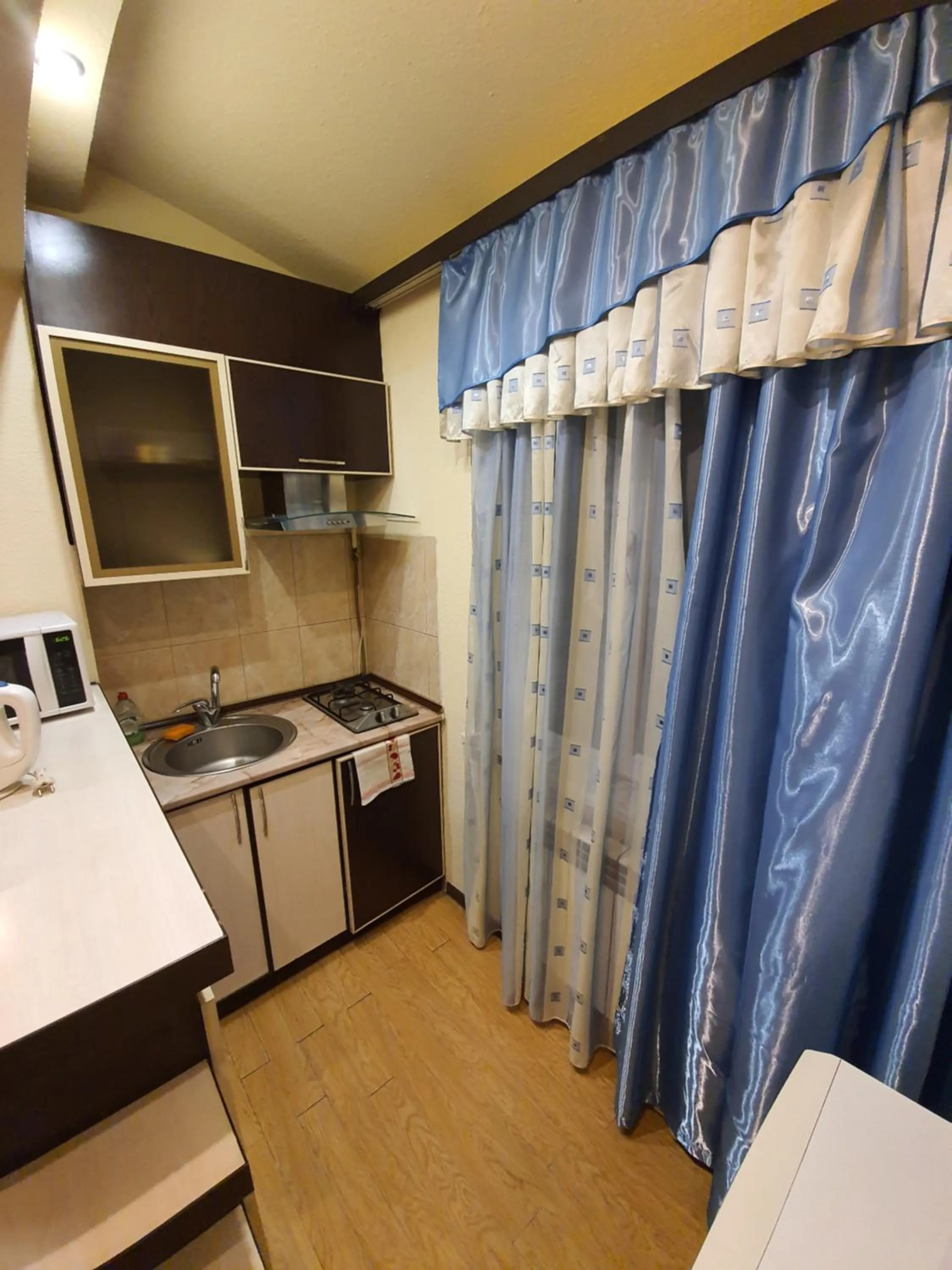 Kitchen or kitchenette in Tatev Apartments