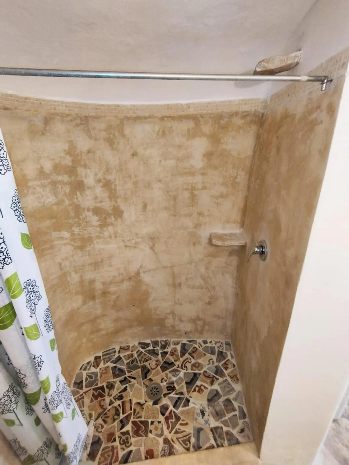 Shower in Piccolo Hotel Luisa