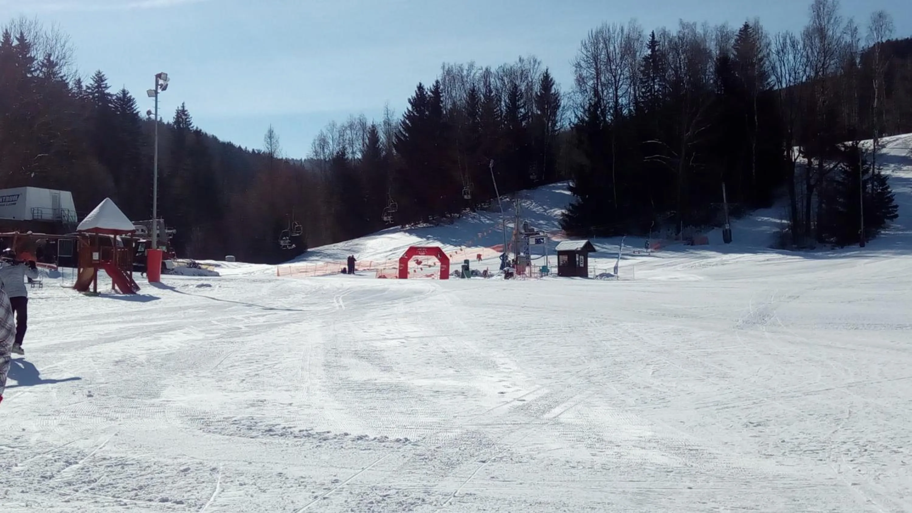 Skiing in Hotel Helios