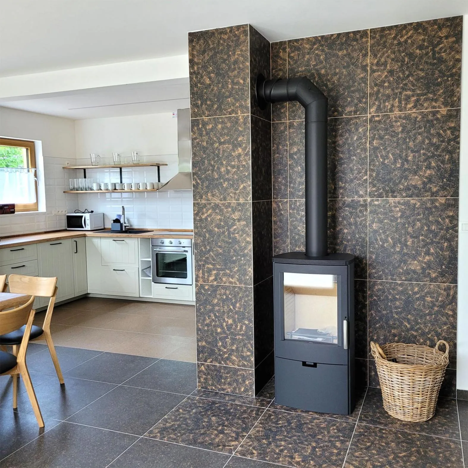 Kitchen or kitchenette in Hotel Helios