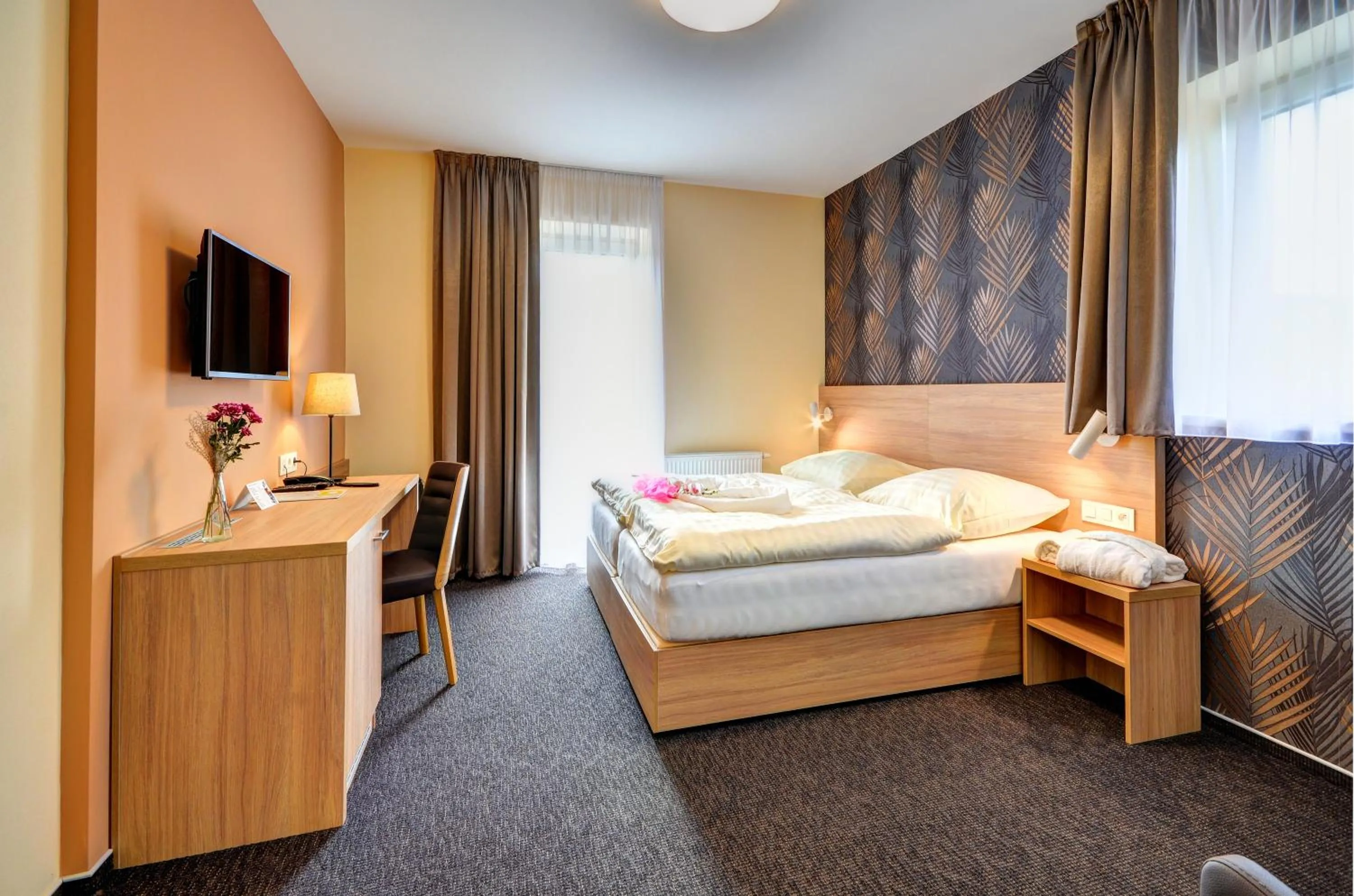 Bedroom, Bed in Hotel Helios