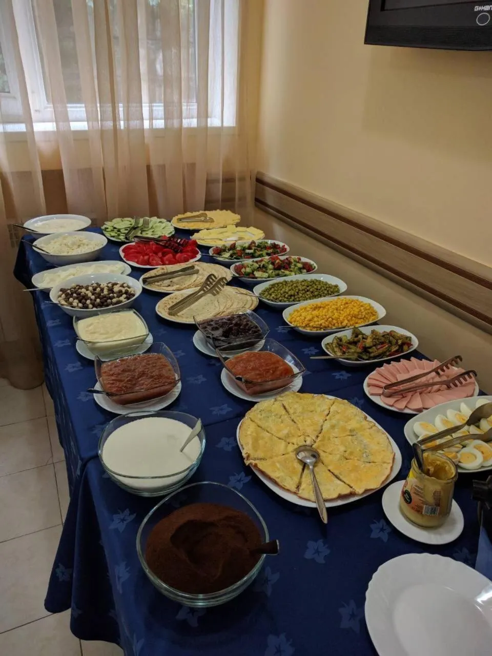 Breakfast in GreenWood Hotel