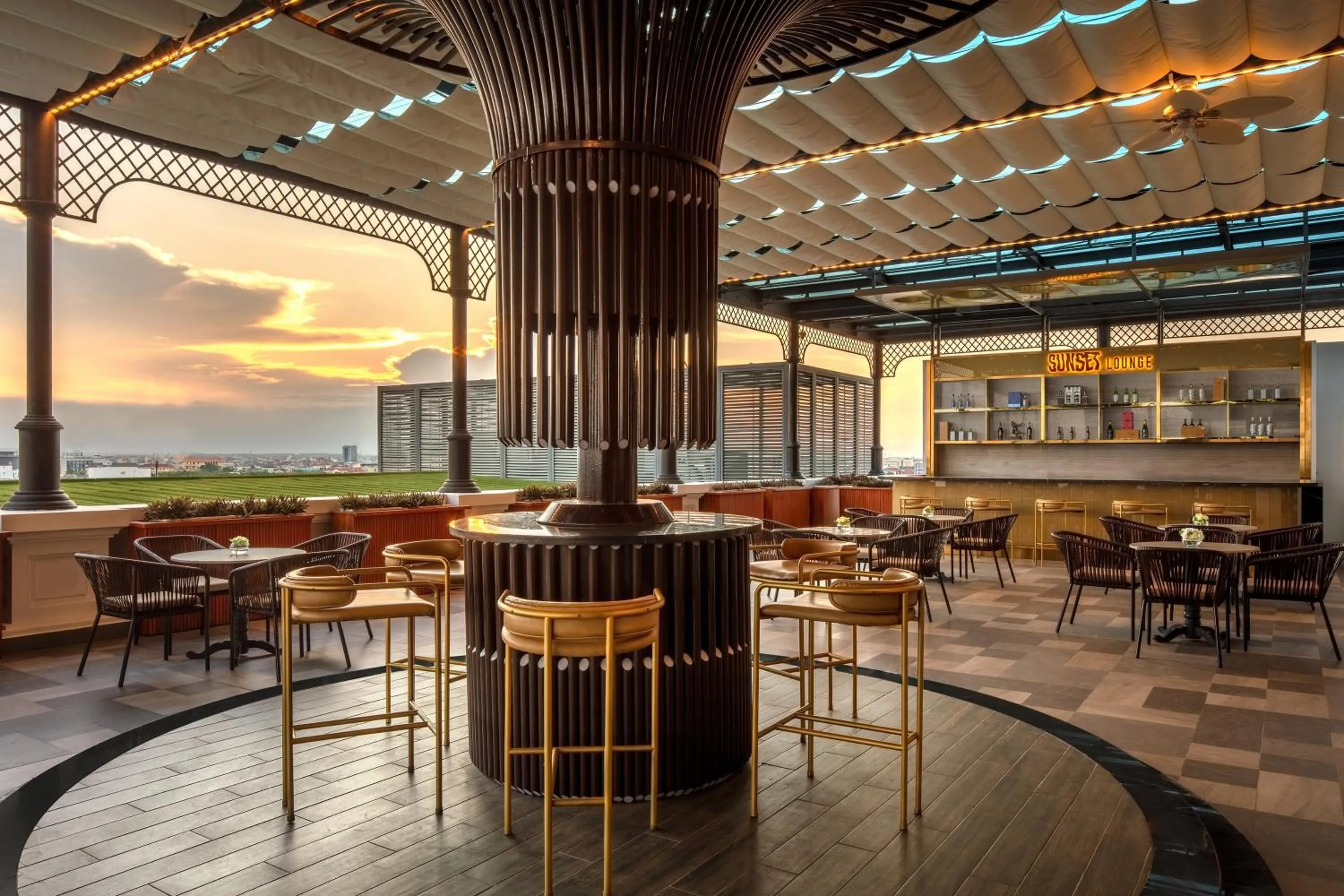 Restaurant/places to eat in Melia Vinpearl Quang Binh