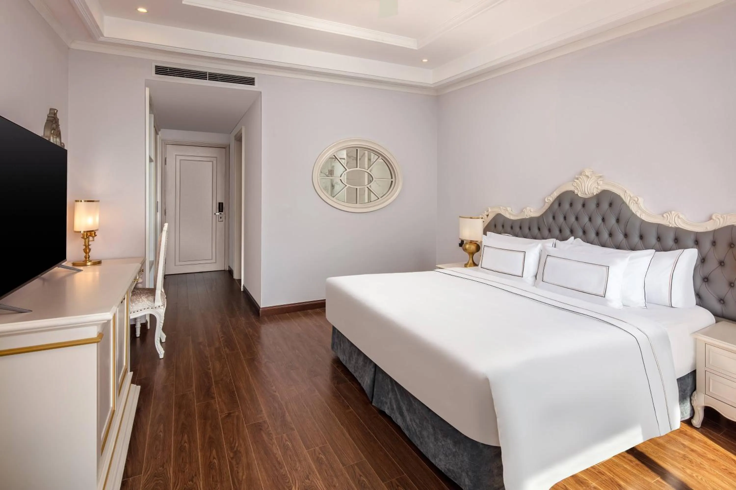 Bed in Meliá Vinpearl Quang Binh