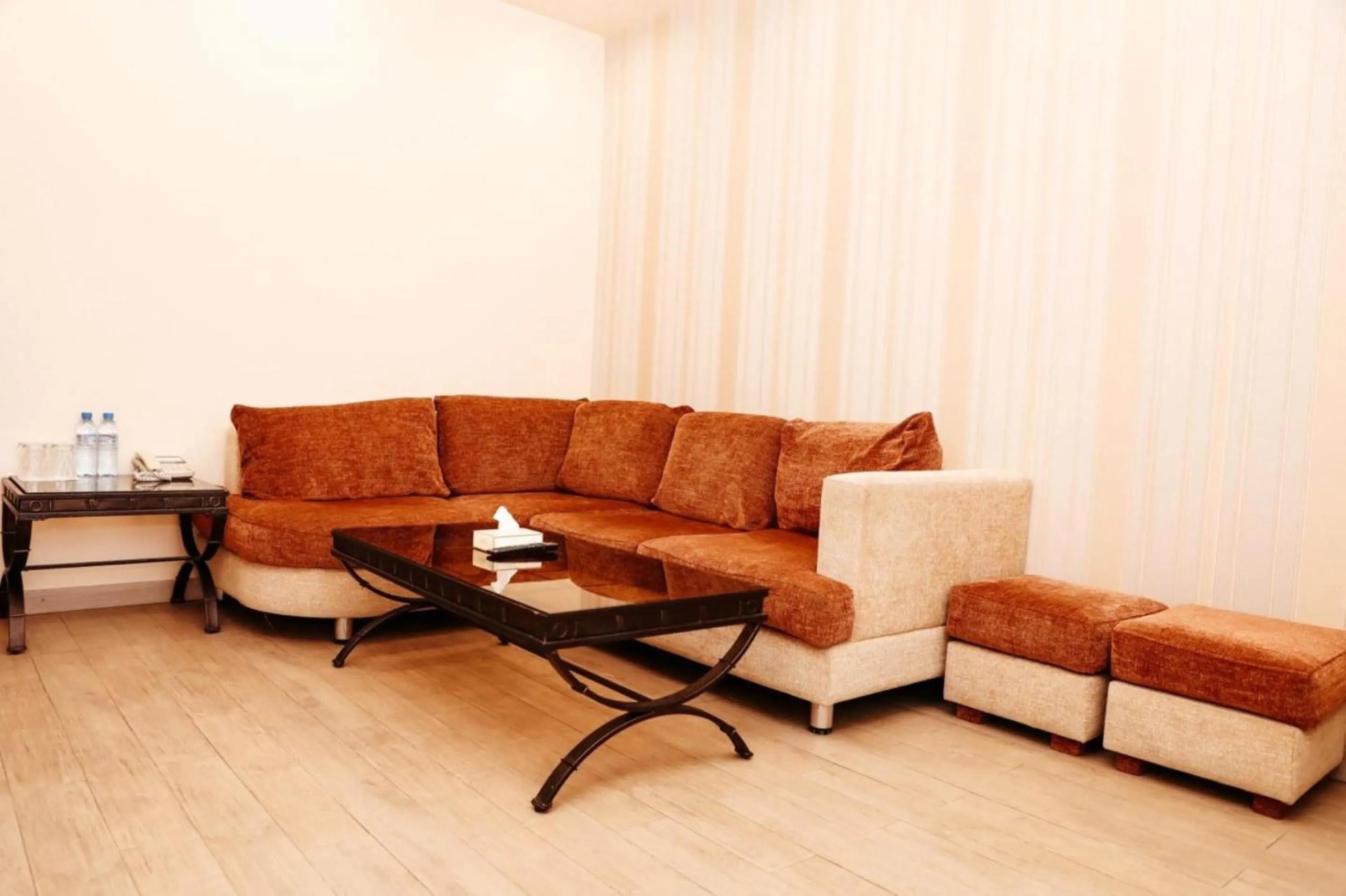 Photo of the whole room in Best Western Bohemian Resort