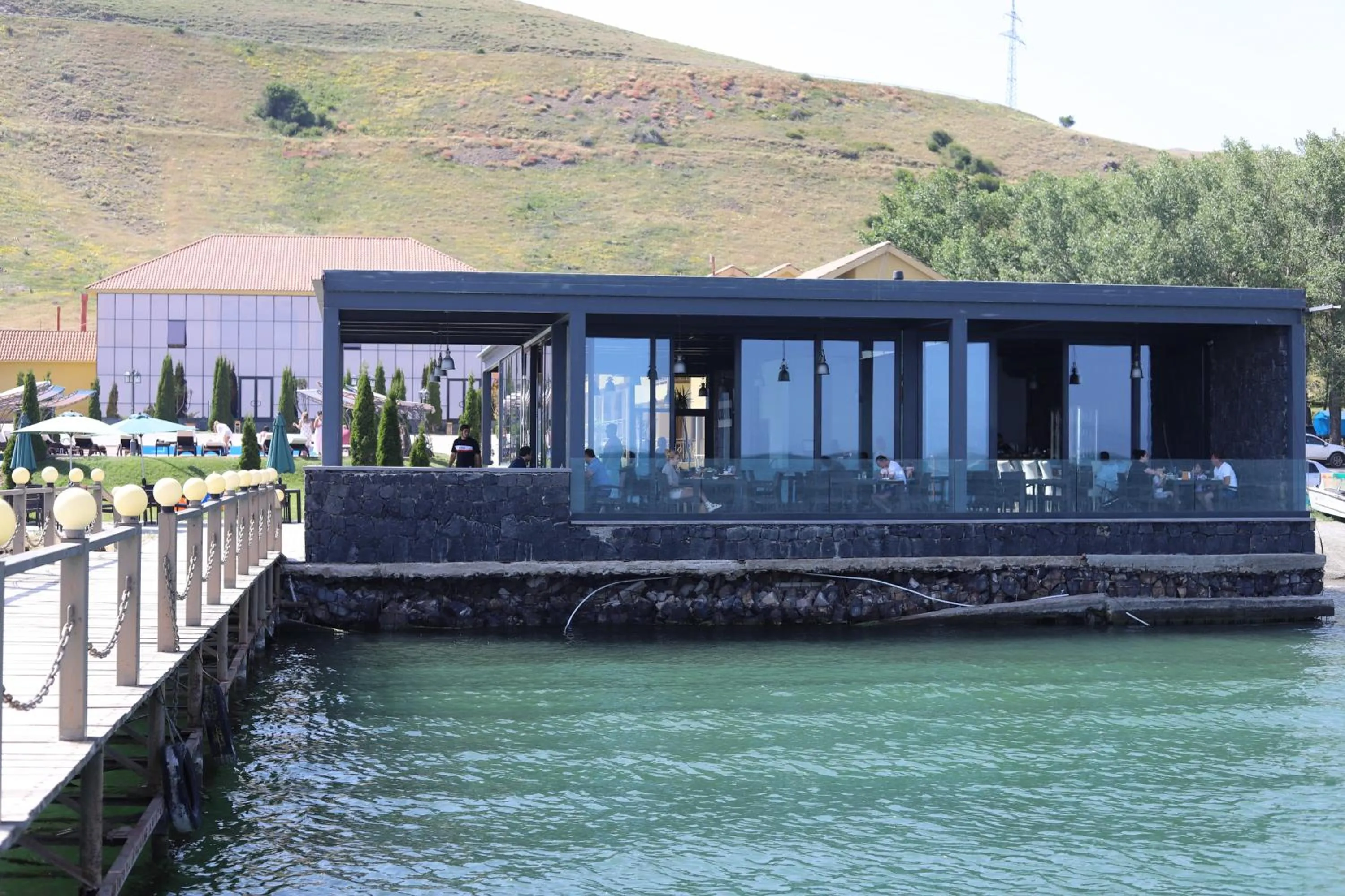 Restaurant/places to eat in Best Western Bohemian Resort