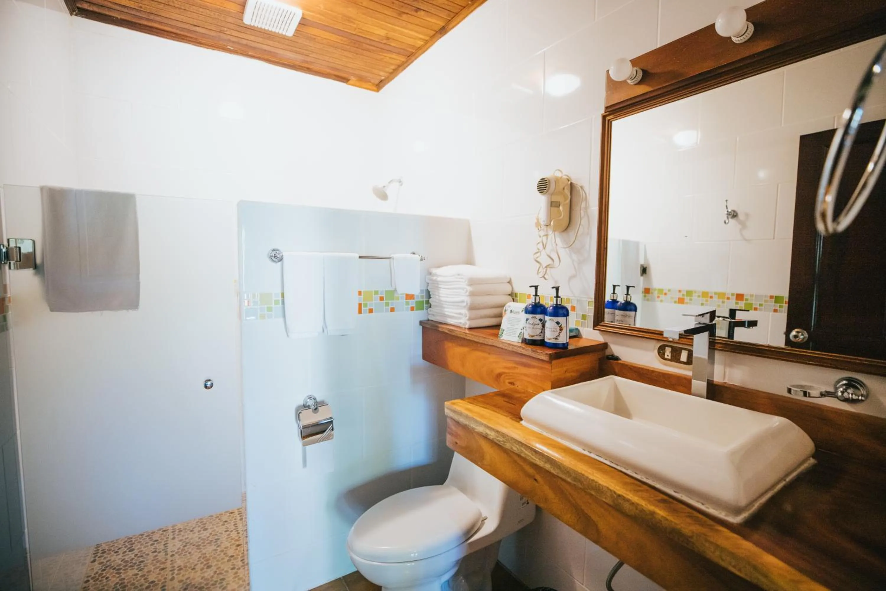 Bathroom in Tilajari Hotel Resort