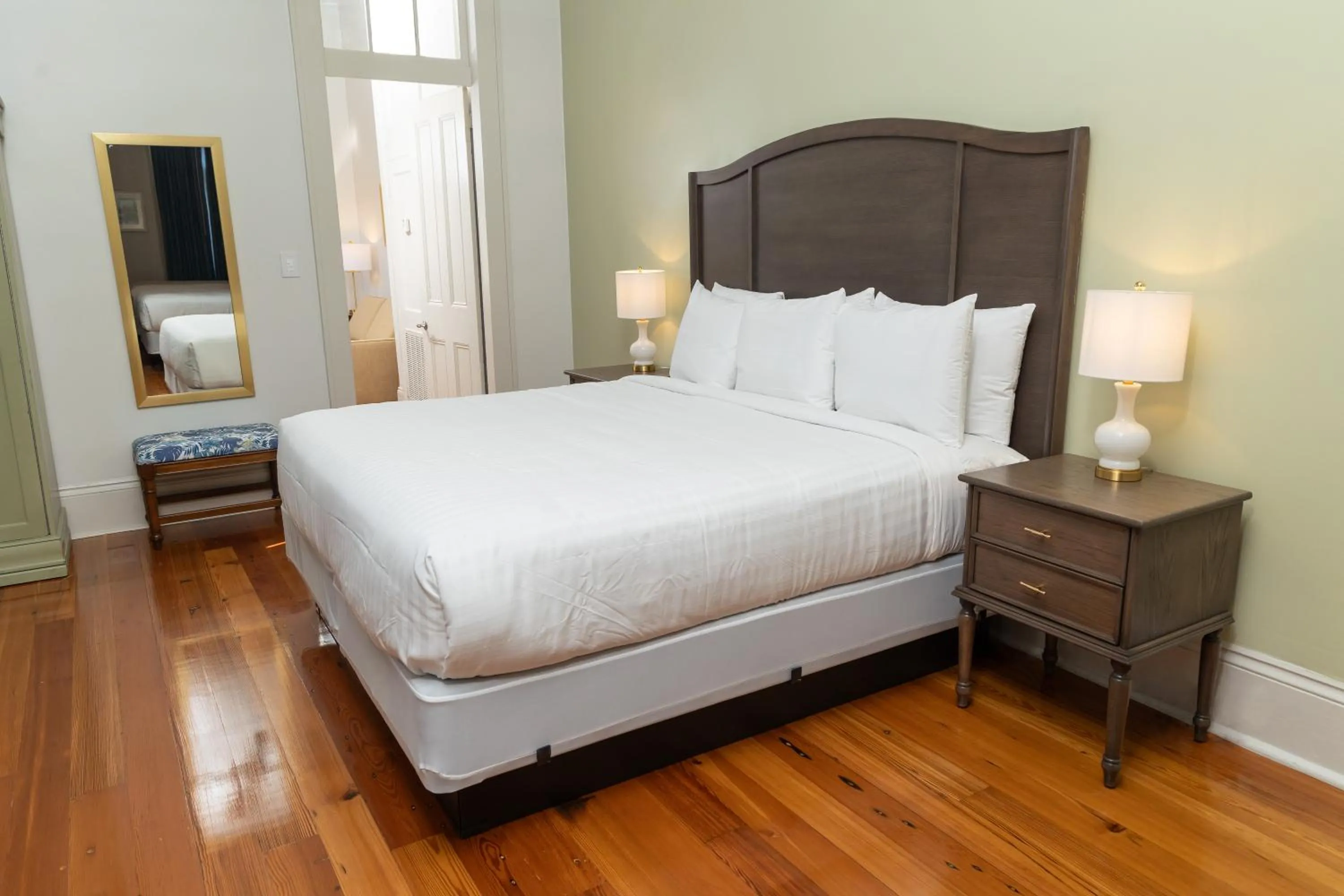 Bedroom, Bed in Lamothe House Hotel a French Quarter Guest Houses Property