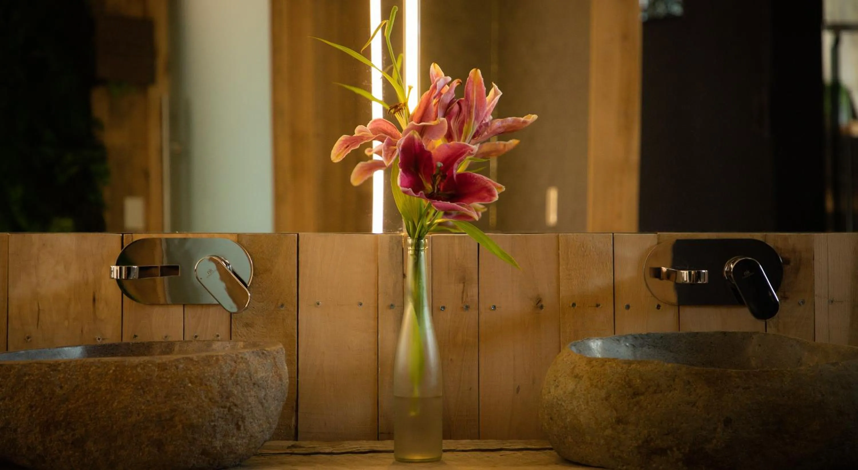 Bathroom in Río Serrano Hotel + Spa