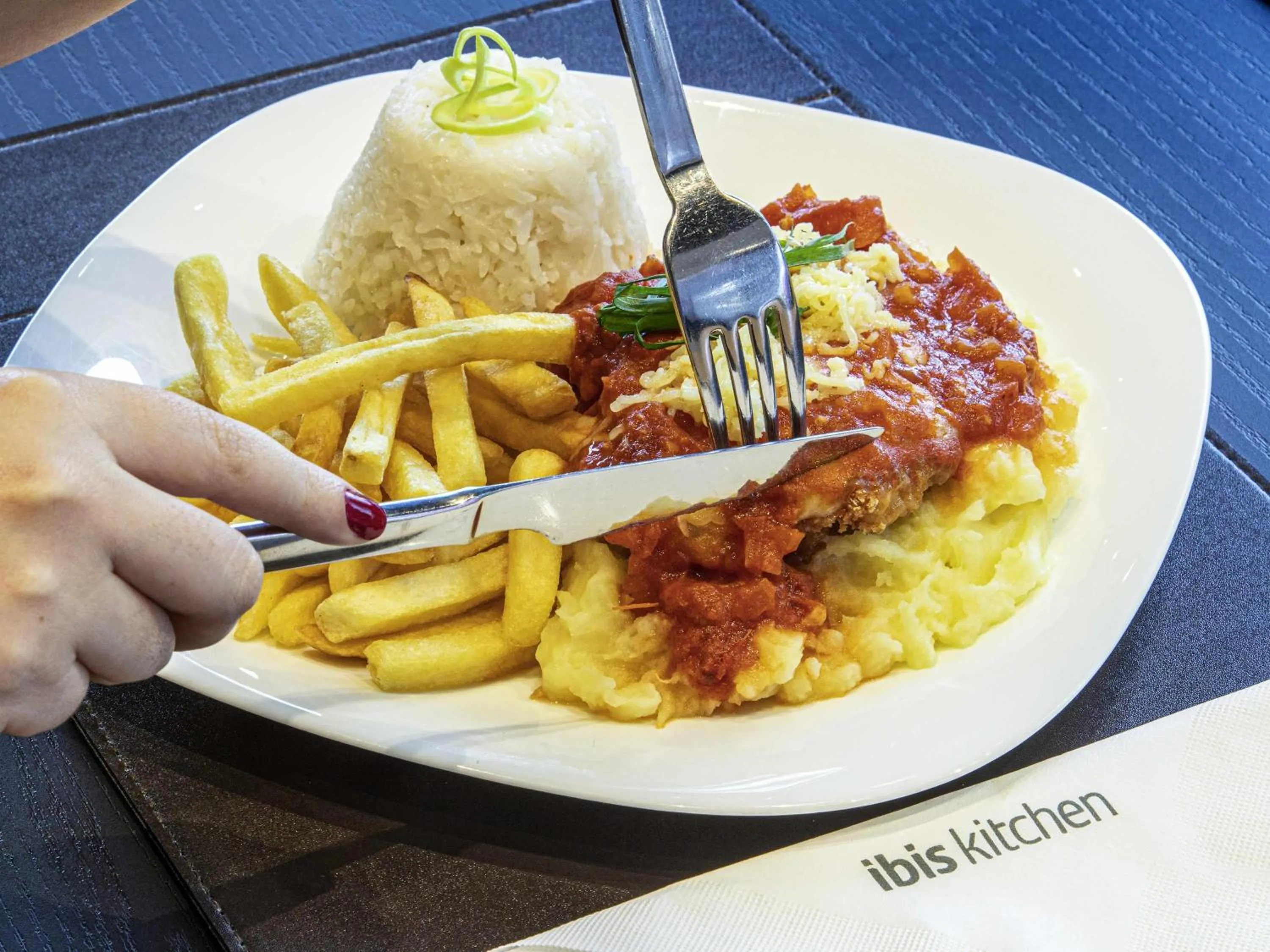 Restaurant/places to eat in ibis Sao Paulo Tatuape