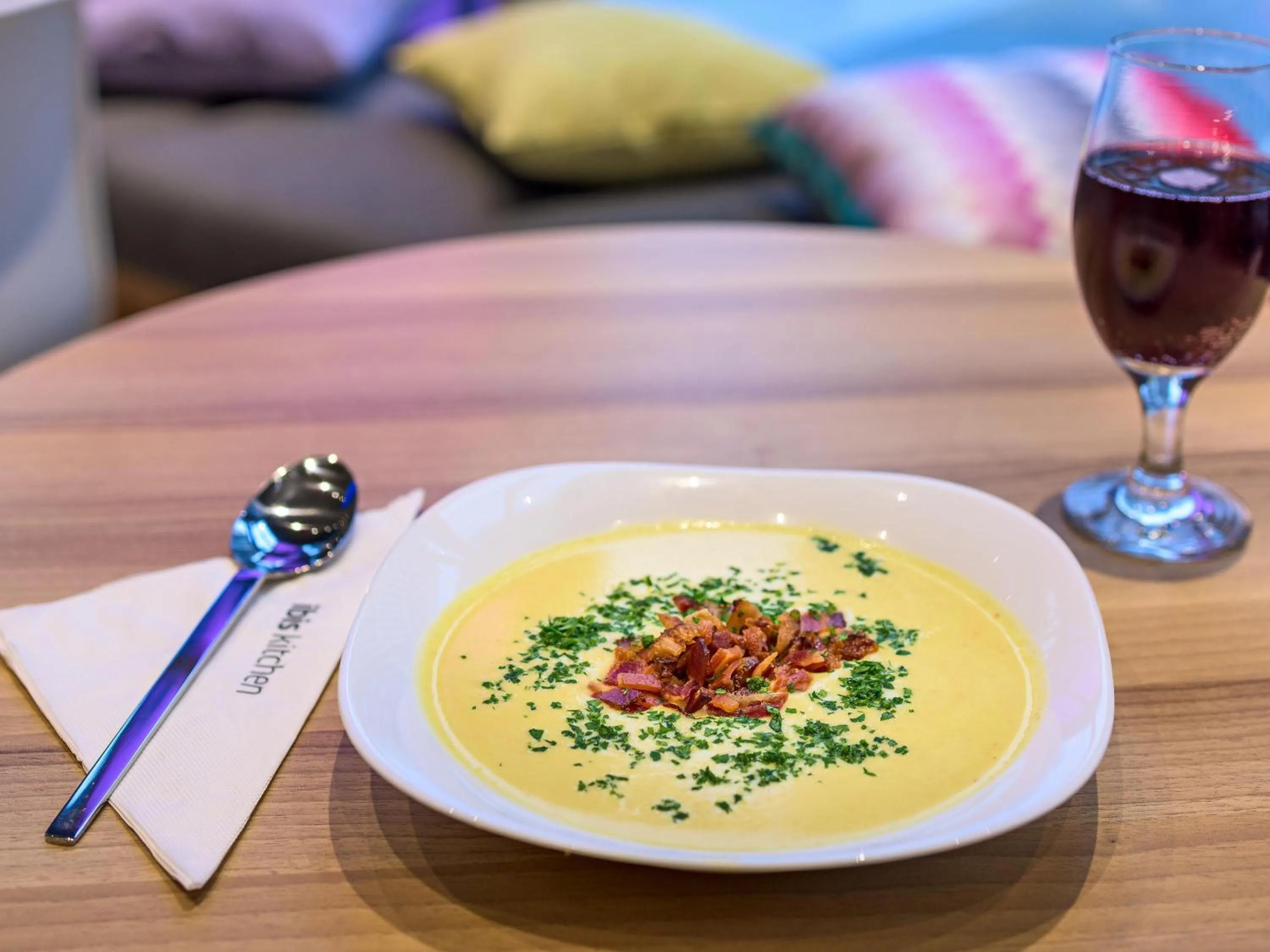 Restaurant/places to eat in ibis Sao Paulo Tatuape