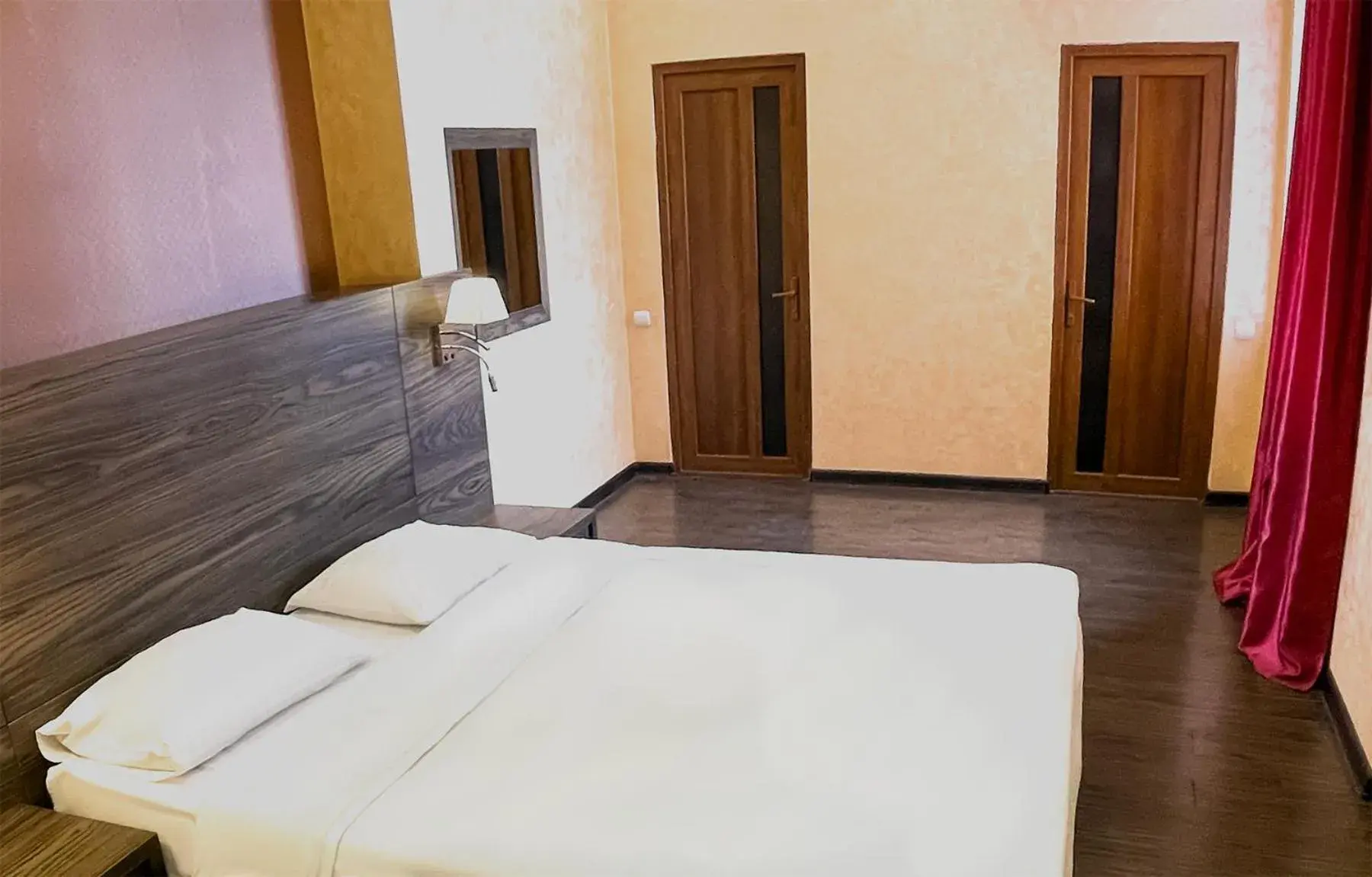 Deluxe Double Room in Primer Hotel Deluxe Double Room in Primer Hotel