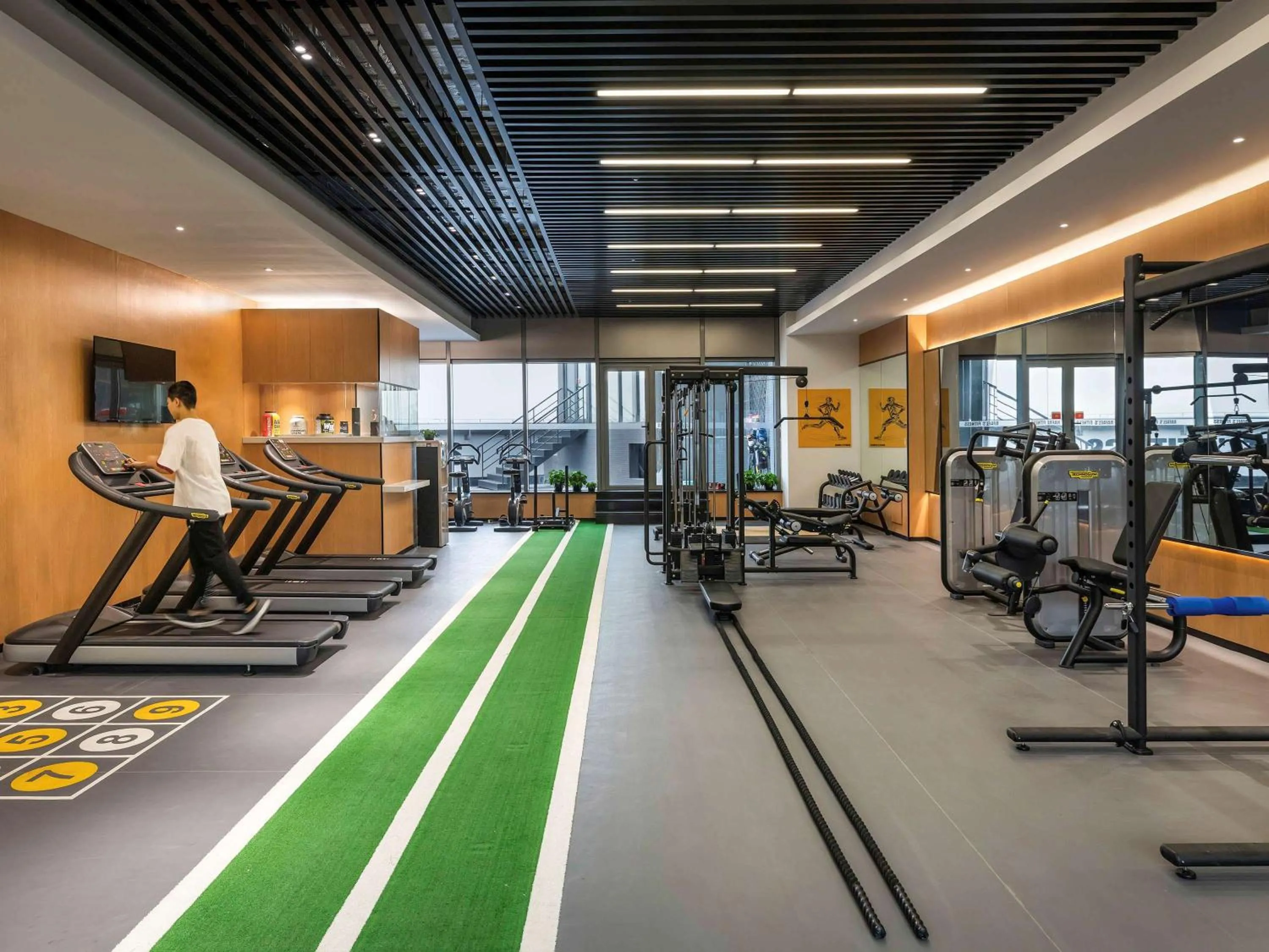 Fitness centre/facilities in Novotel Suites Shanghai Hongqiao