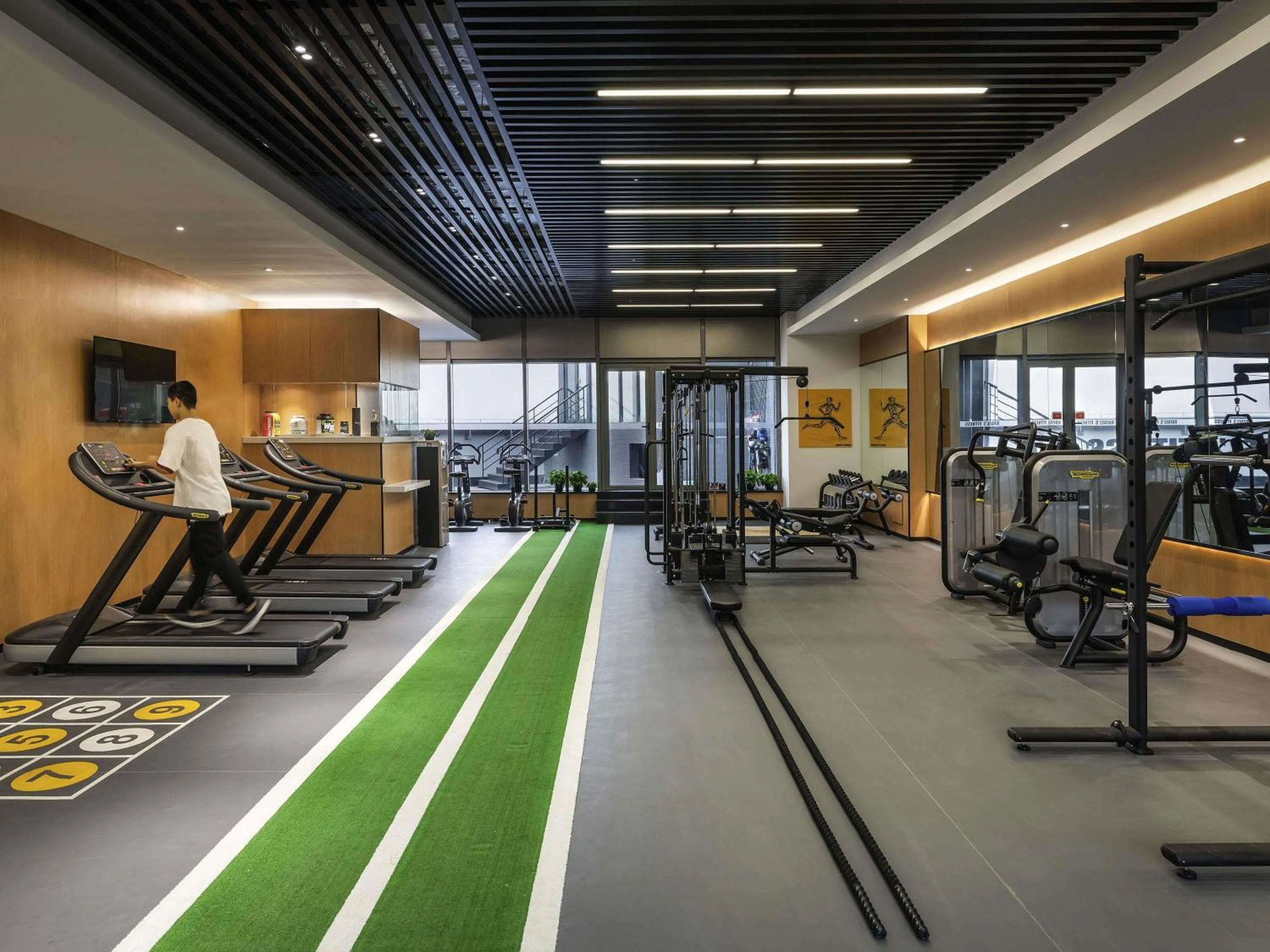 Fitness centre/facilities in Novotel Suites Shanghai Hongqiao