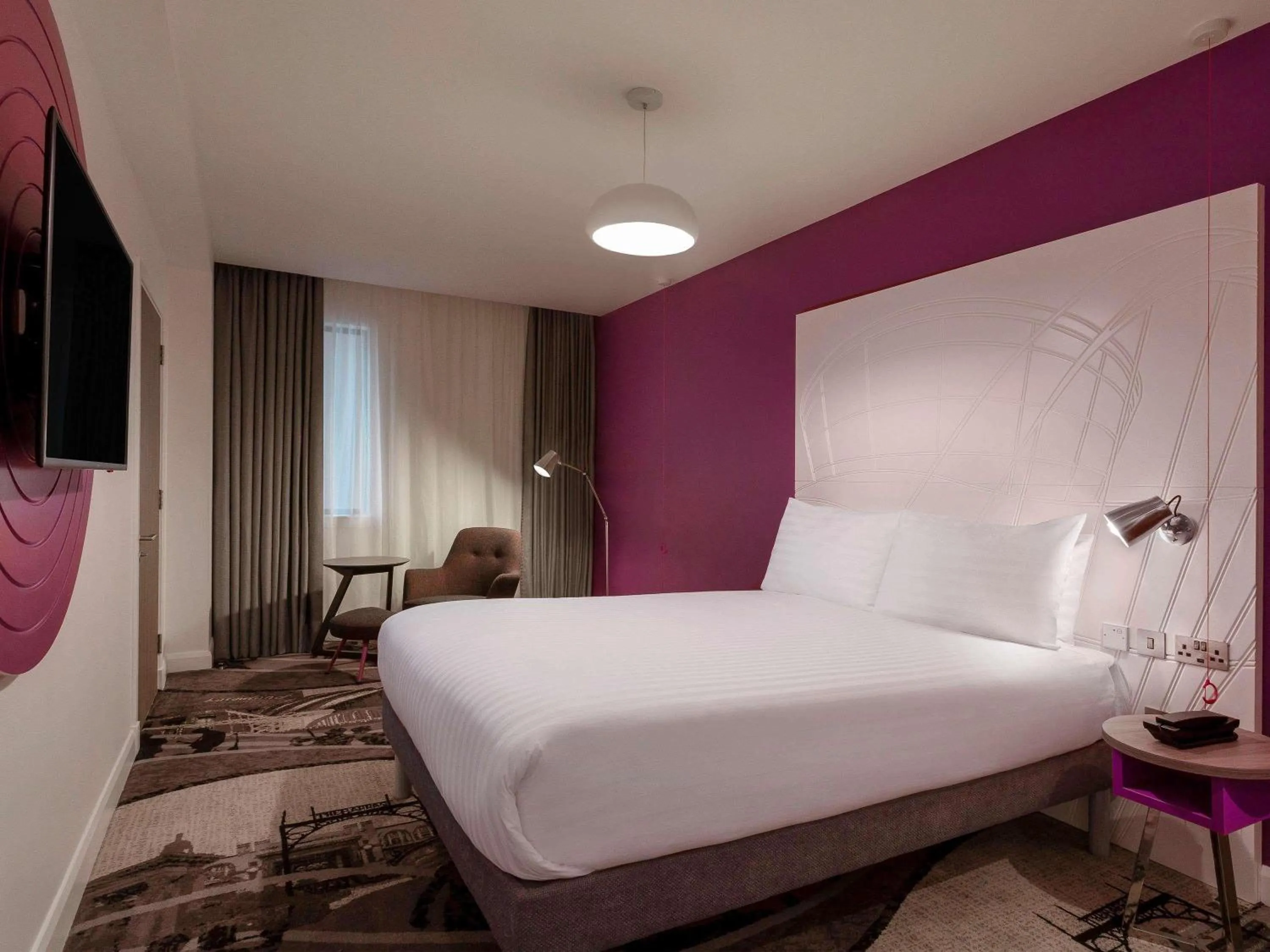 Bedroom, Bed in ibis Styles Glasgow Central
