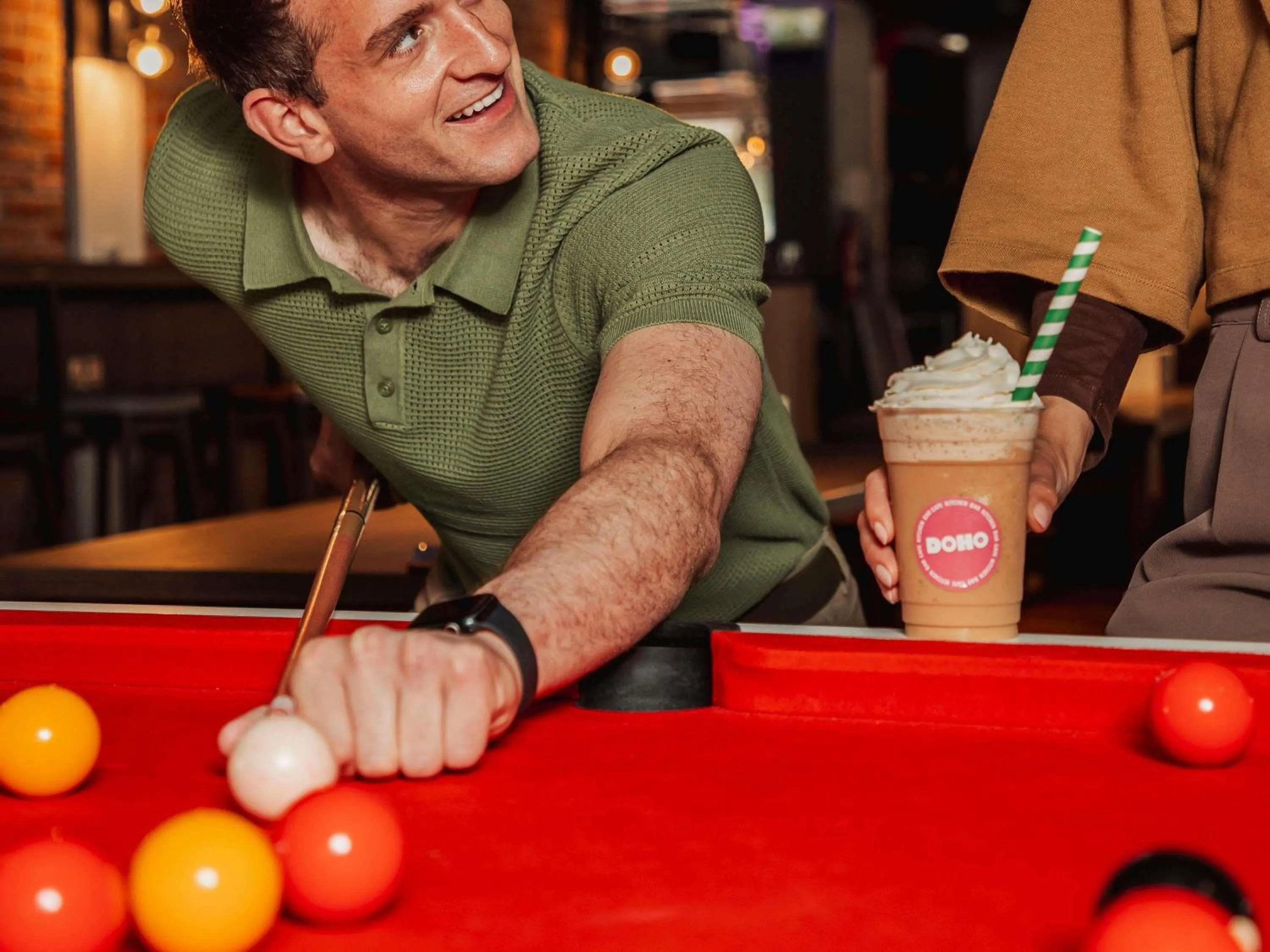 Lounge or bar in ibis Styles Glasgow Central