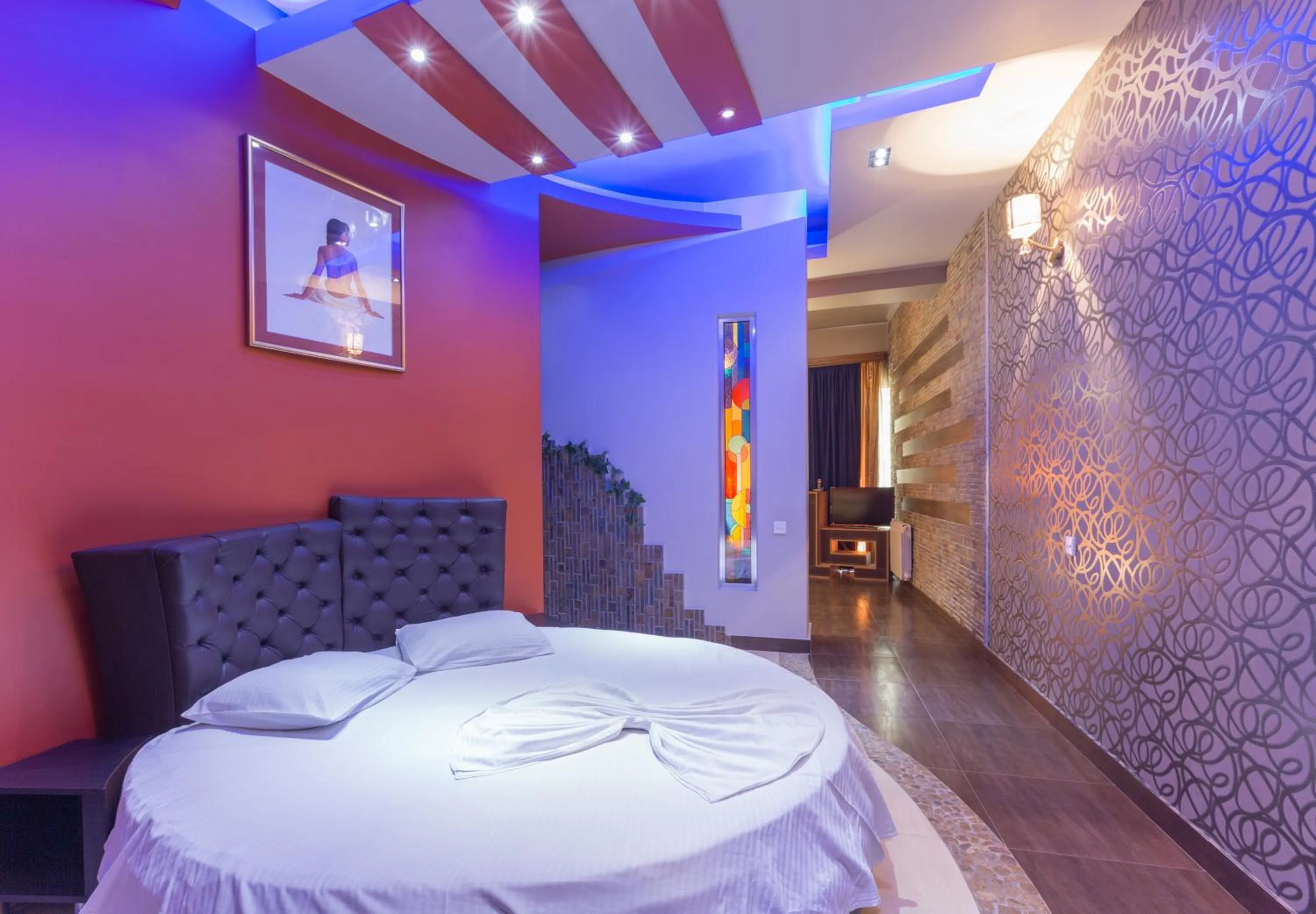 Bedroom, Bed in Green Palace Hotel