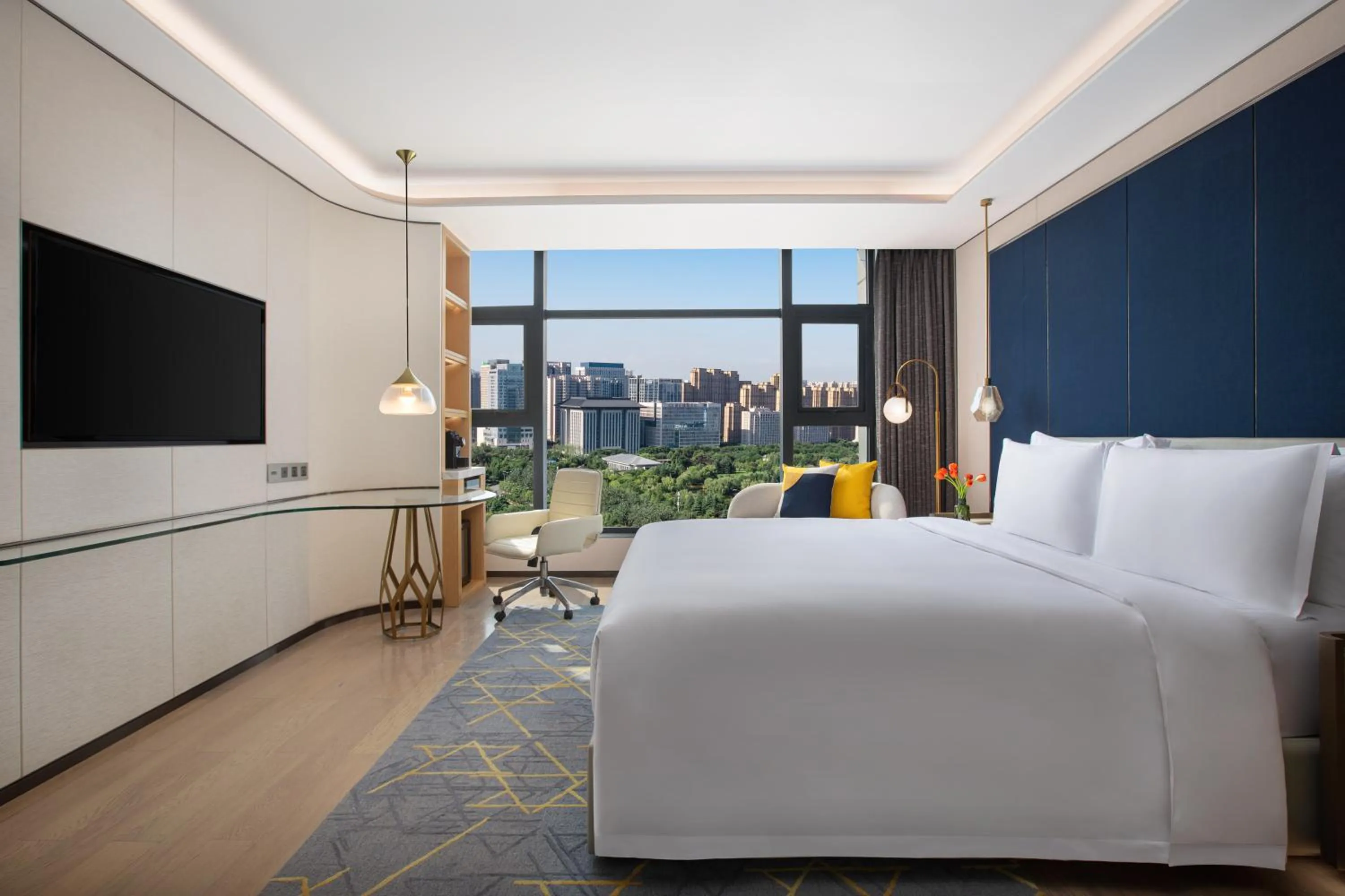 Bedroom in voco Xian ETDZ by IHG