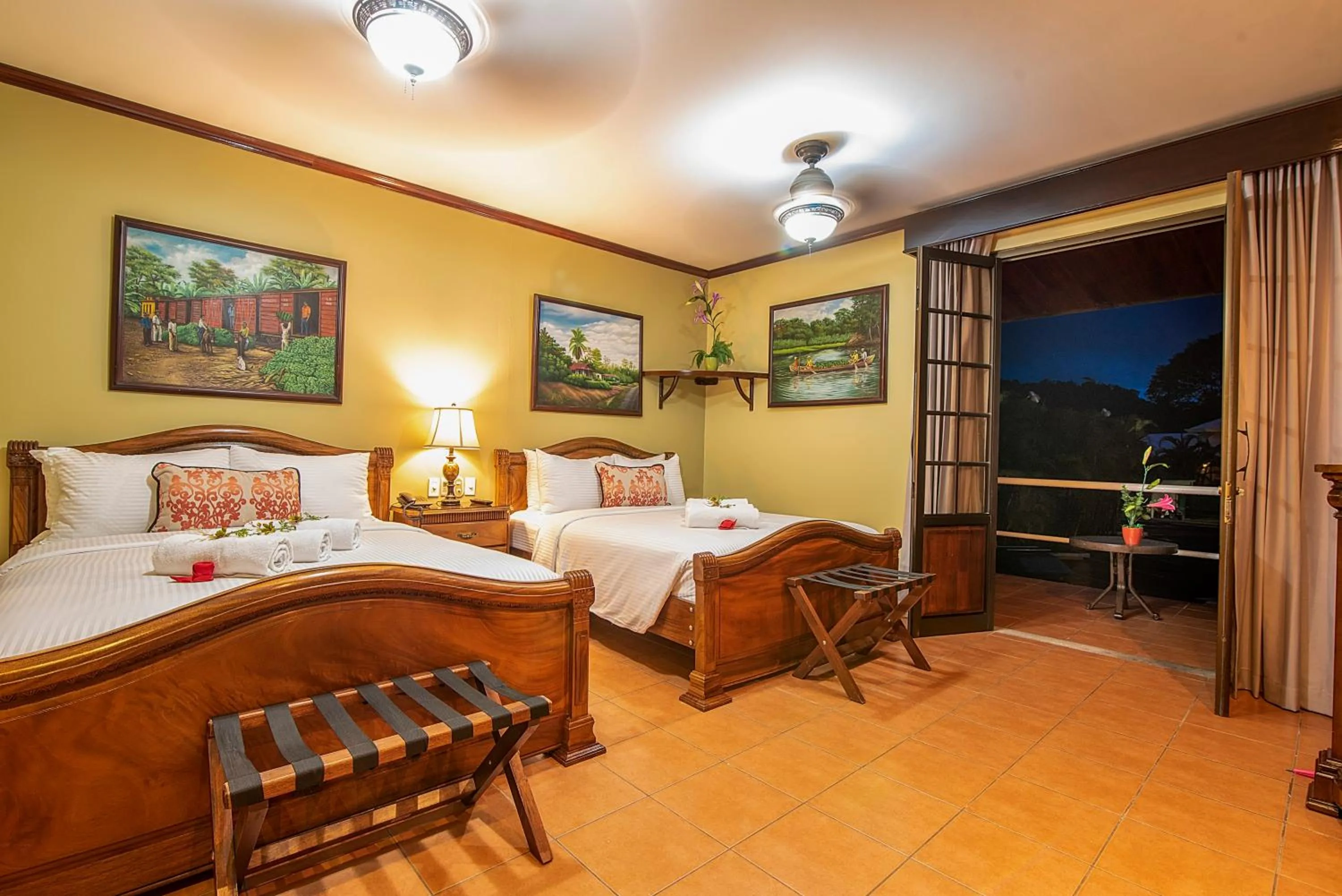 View (from property/room), Bed in Hotel Casa Roland Golfito Resort