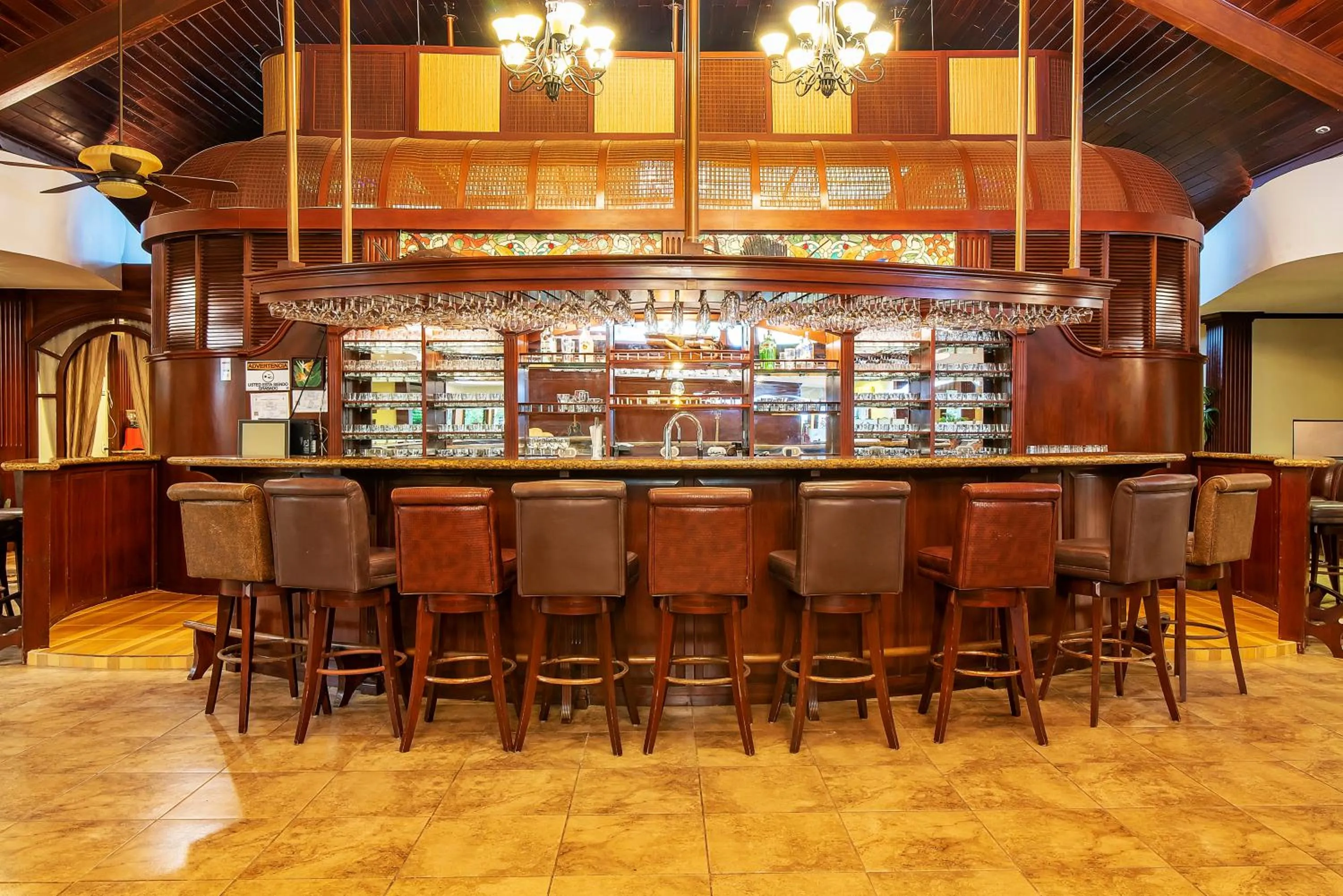 Living room in Hotel Casa Roland Golfito Resort