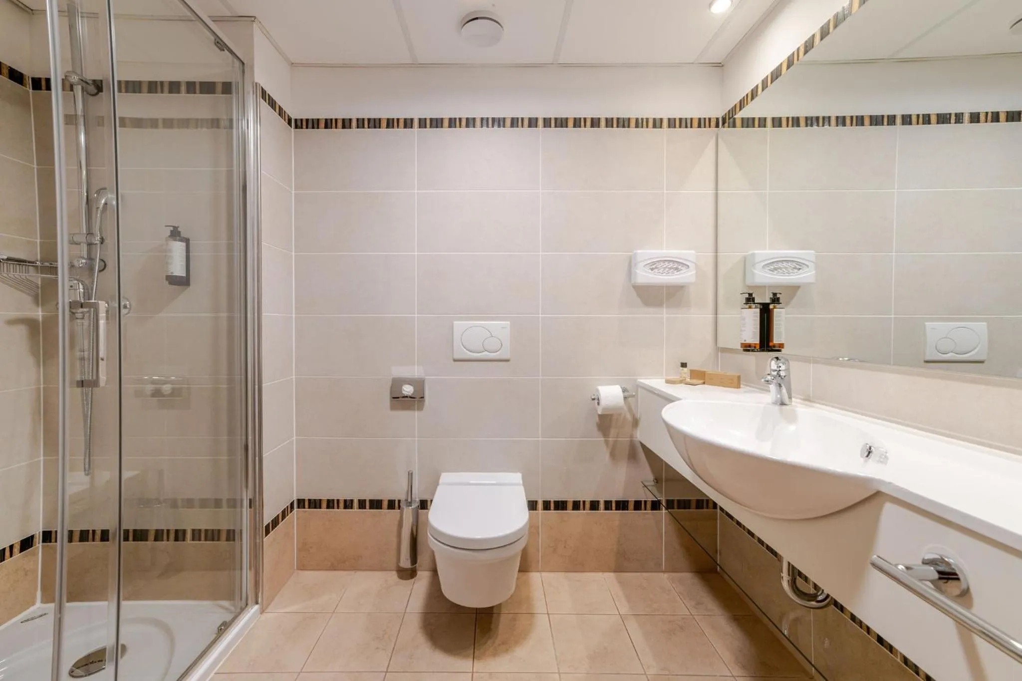 Bathroom in Perla, Resort & Entertainment