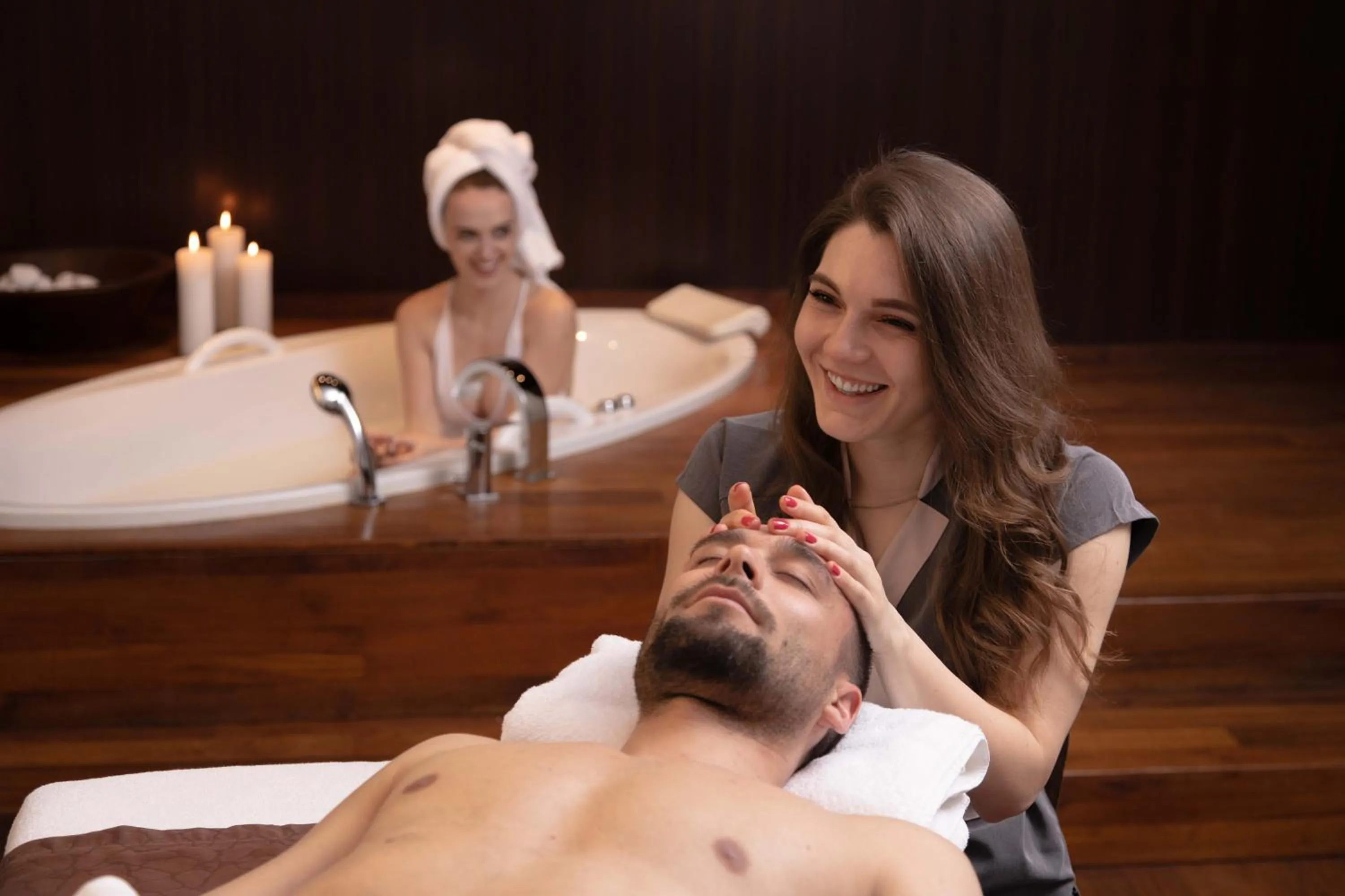 Hot Tub in Perla, Resort & Entertainment