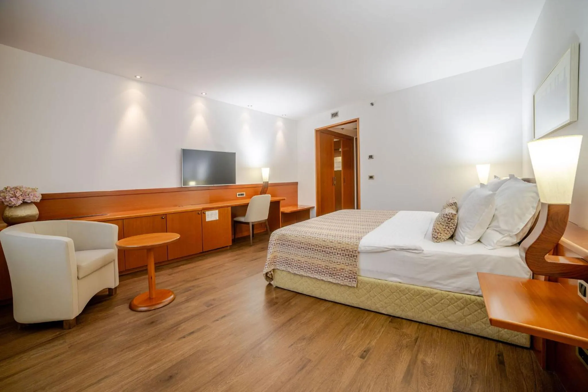 Bed in Perla, Resort & Entertainment