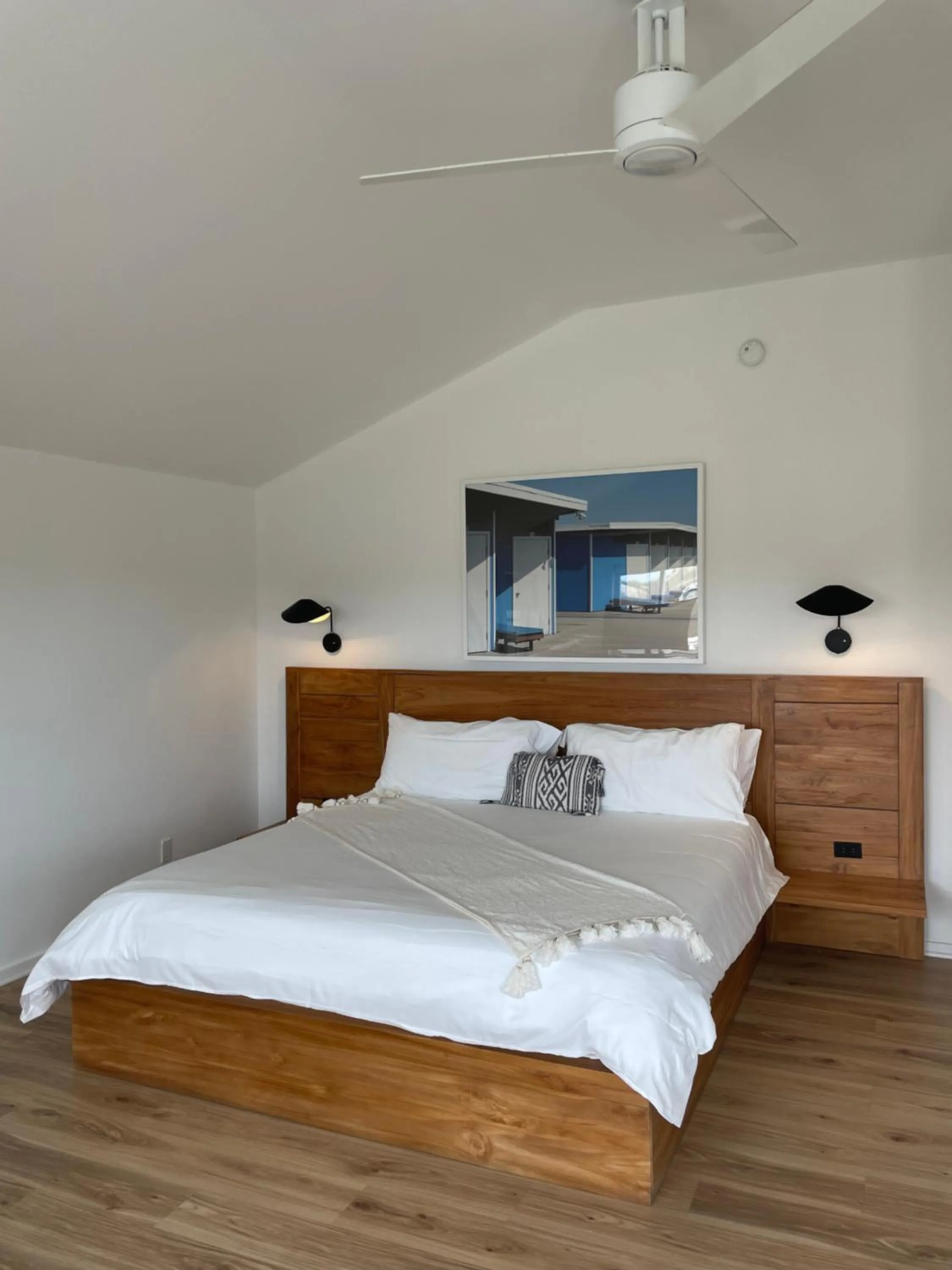 Bedroom, Bed in Hero Beach Club