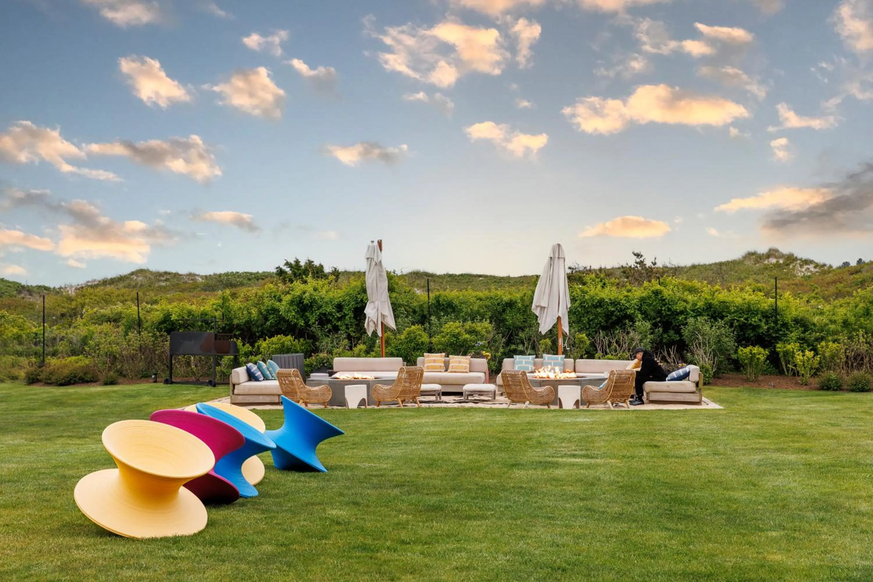 Seating area in Hero Beach Club