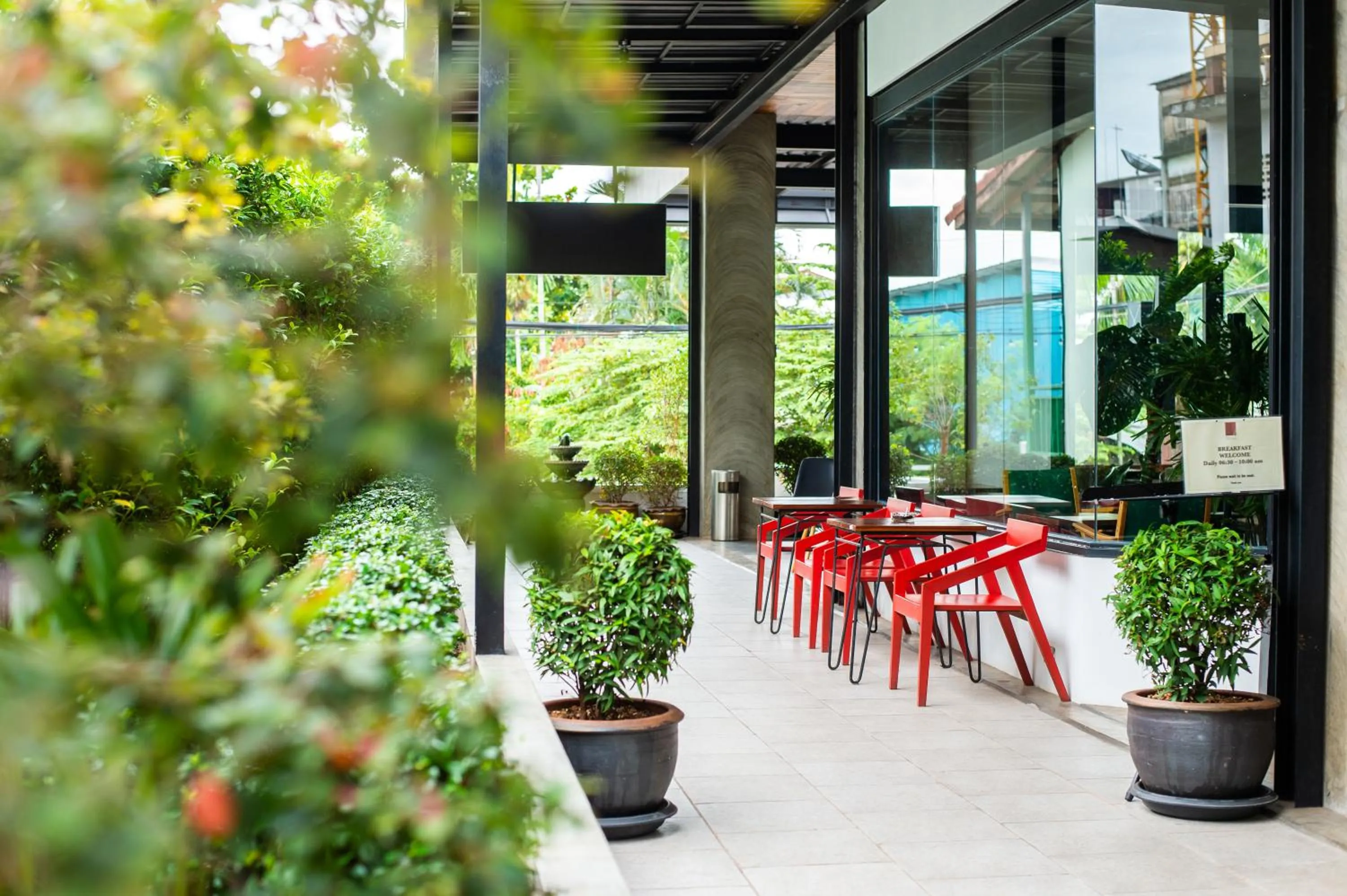 Patio in S 2 Modern Boutique Hotel