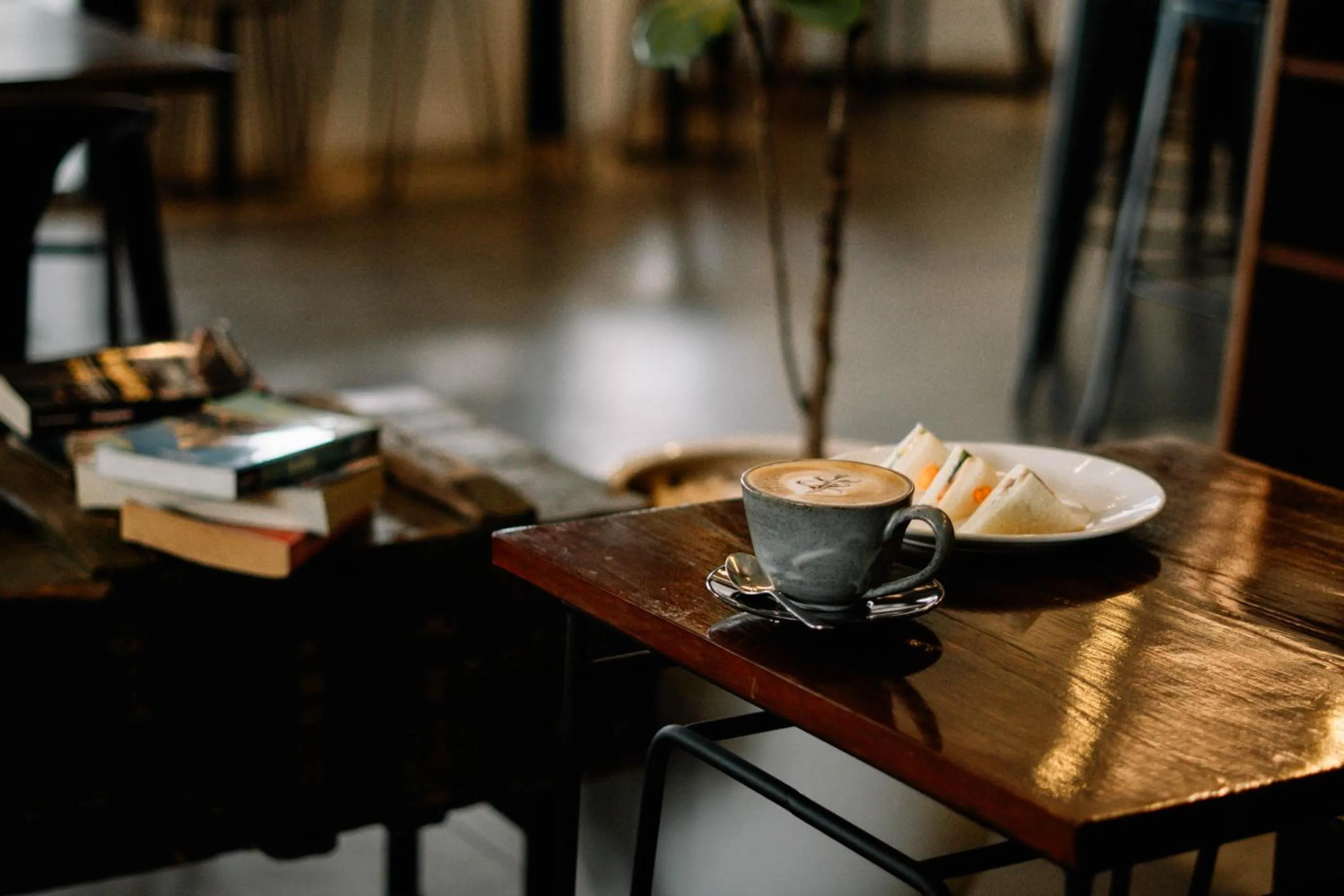 Food and drinks in S 2 Modern Boutique Hotel