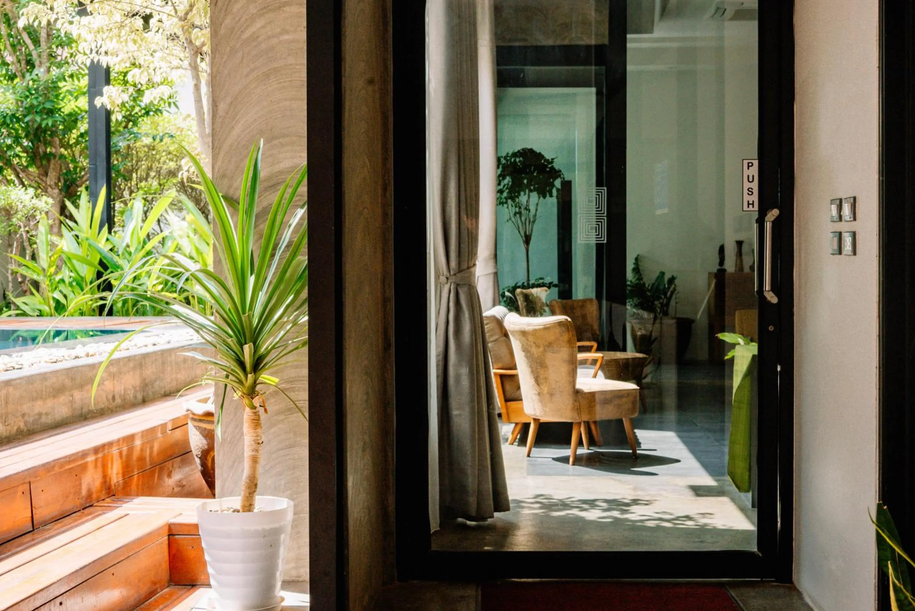 Seating area in S 2 Modern Boutique Hotel