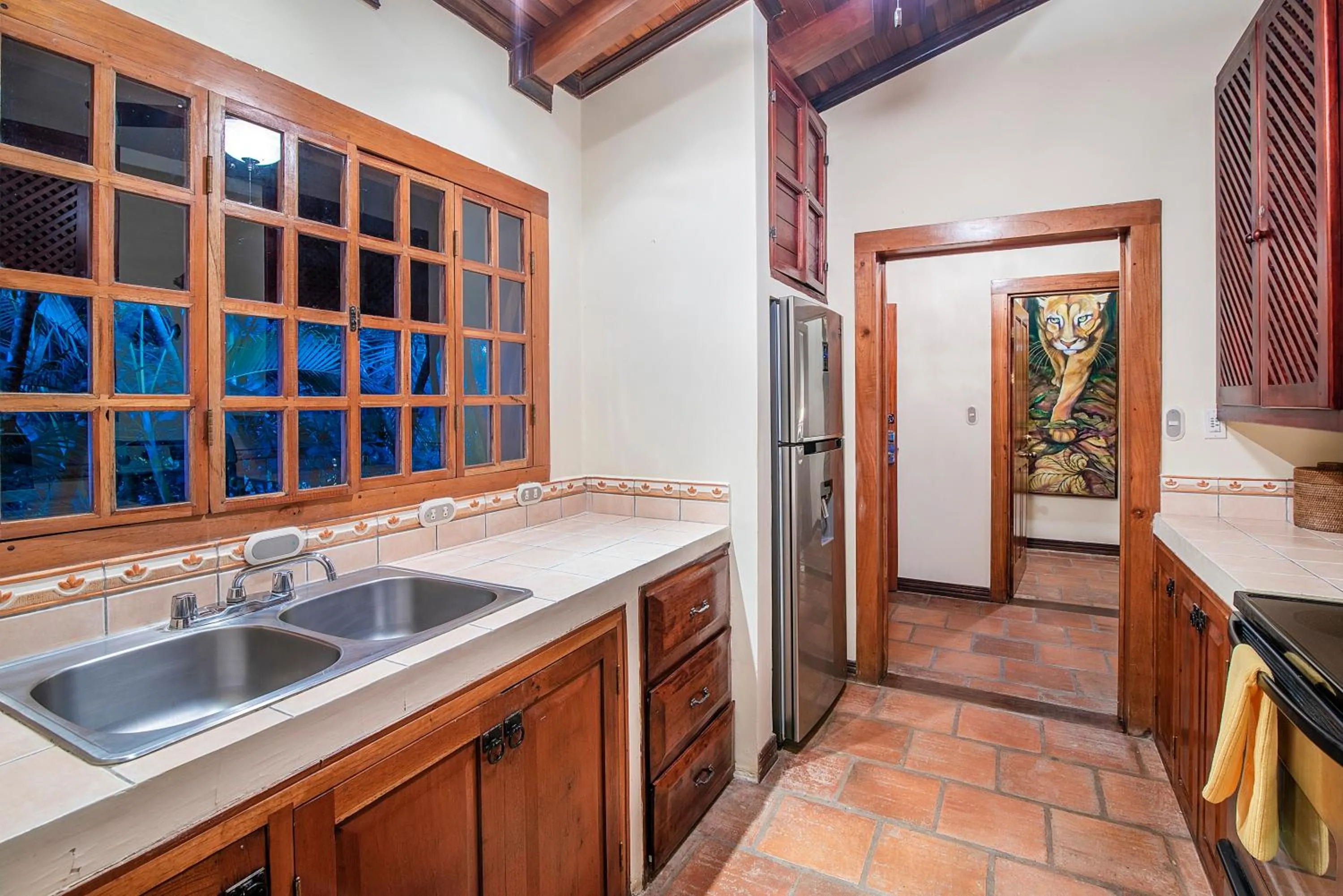 kitchen in Hotel Villas Lirio