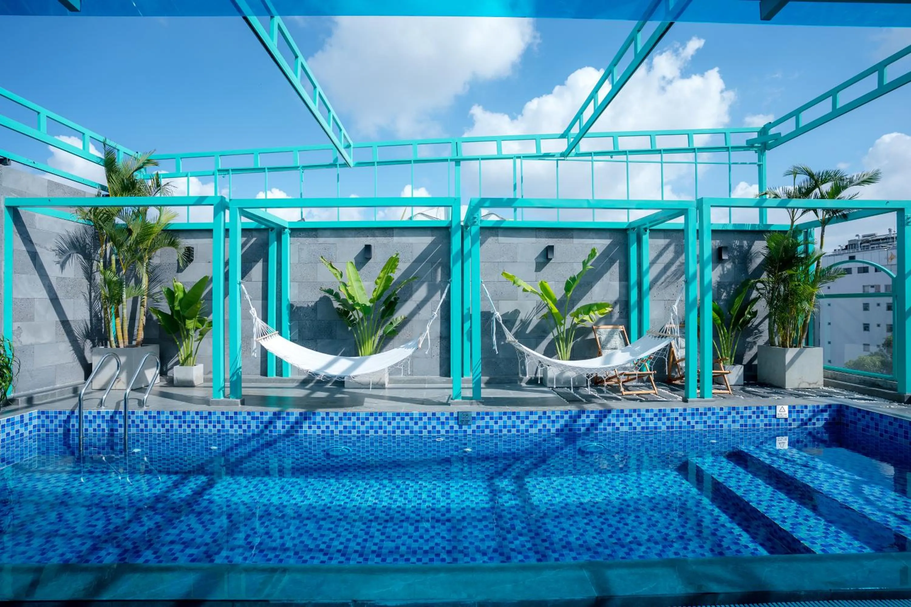 Swimming pool in DAHLIALAND SAIGON HOTEL & SWIMMING PooL