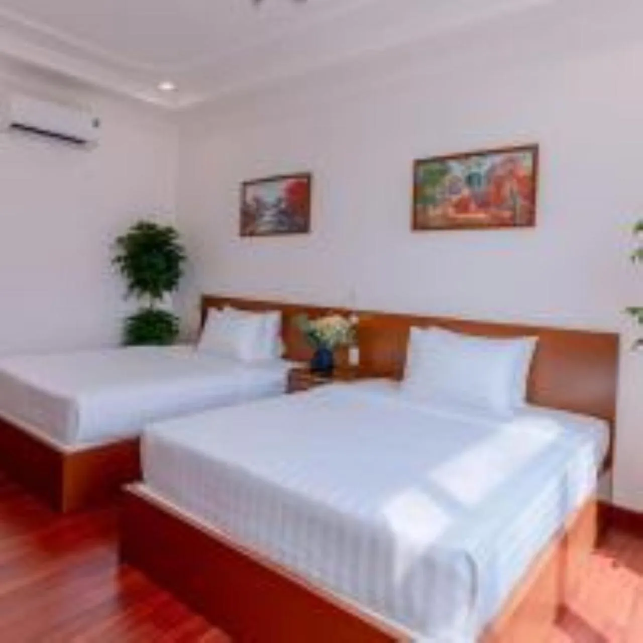 Bedroom, Bed in DAHLIALAND SAIGON HOTEL & SWIMMING PooL