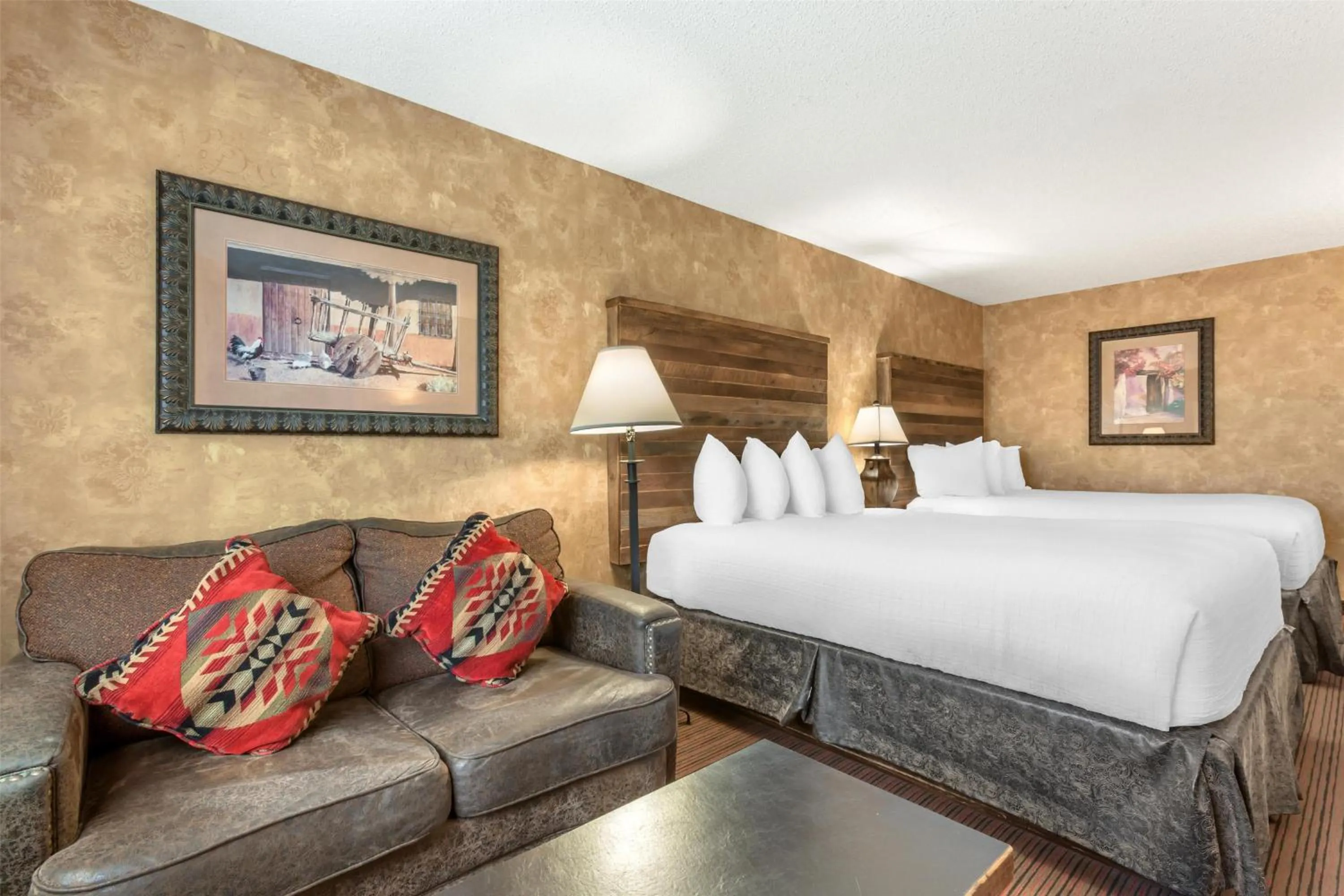 Bedroom, Bed in Best Western Plus Inn of Santa Fe