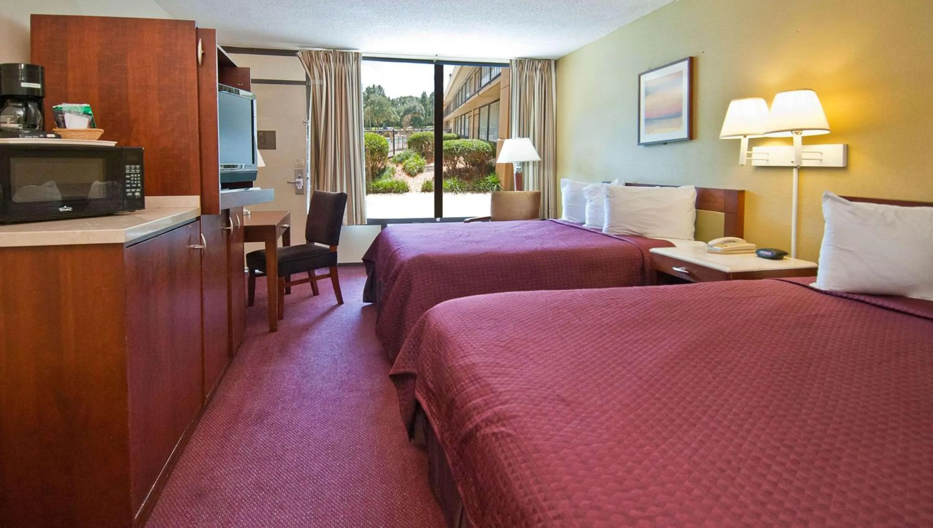 Photo of the whole room in Hotel Francis