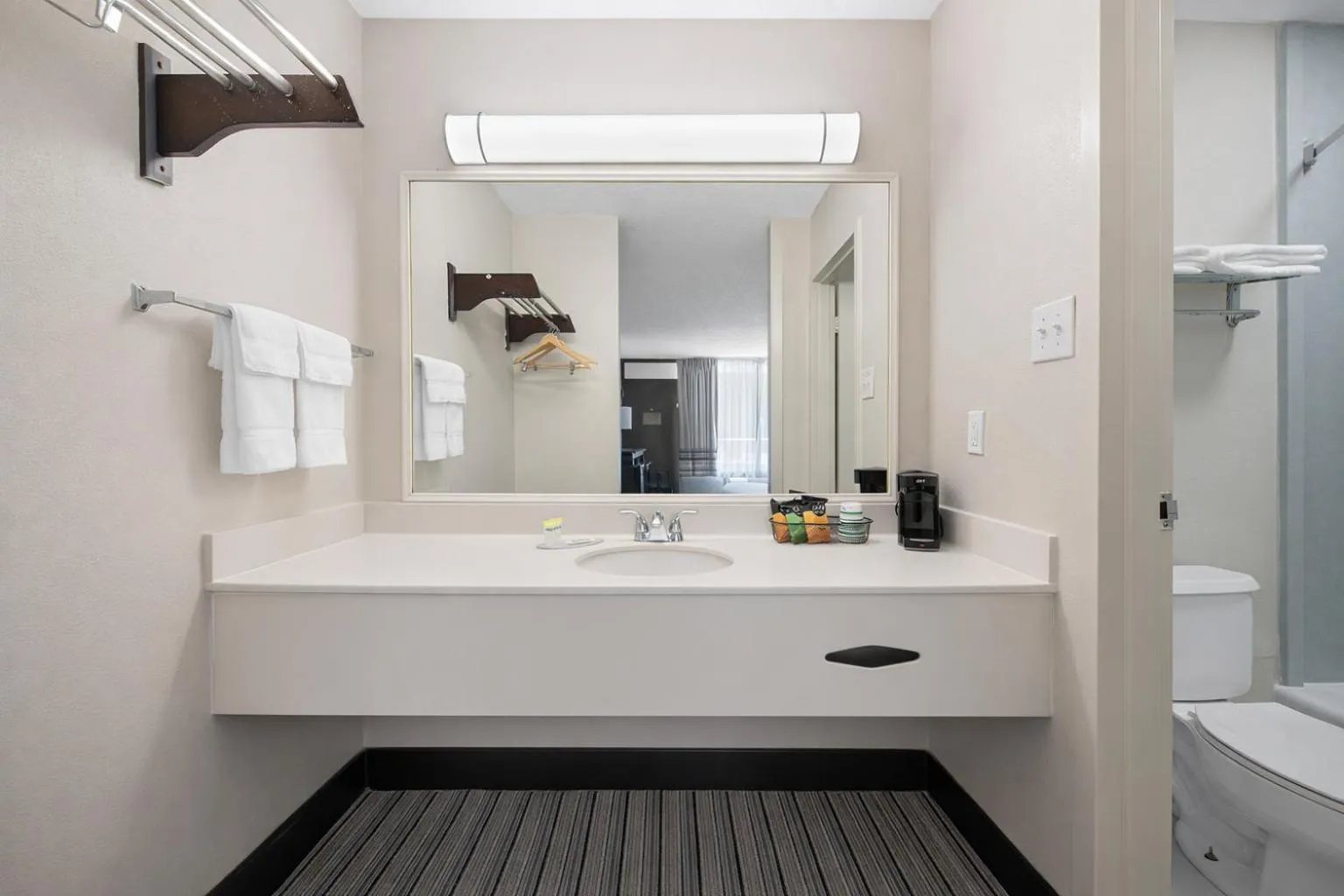 Bathroom in Hotel Francis