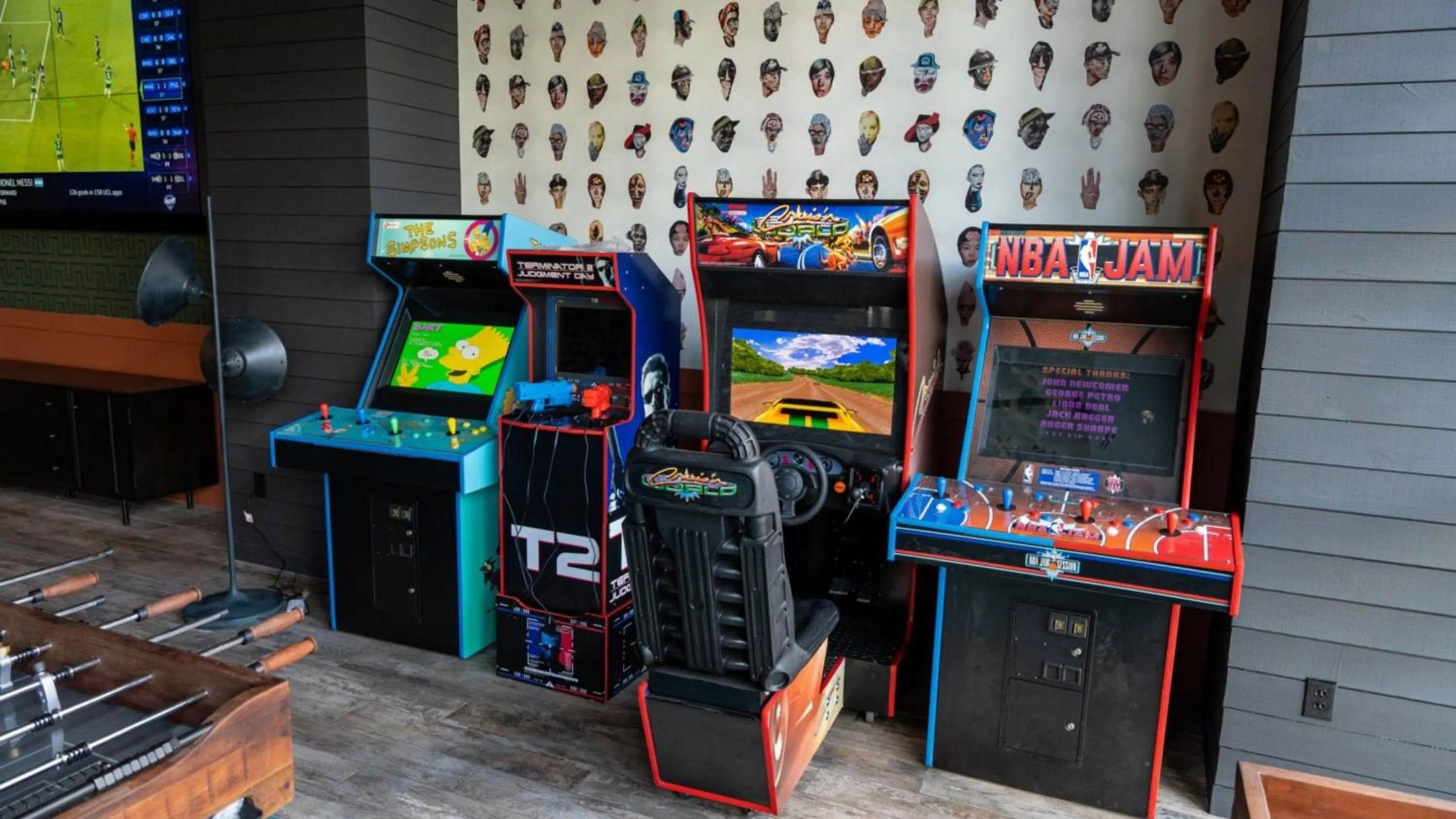 Nearby landmark in Holiday Inn & Suites Nashville Downtown Broadway