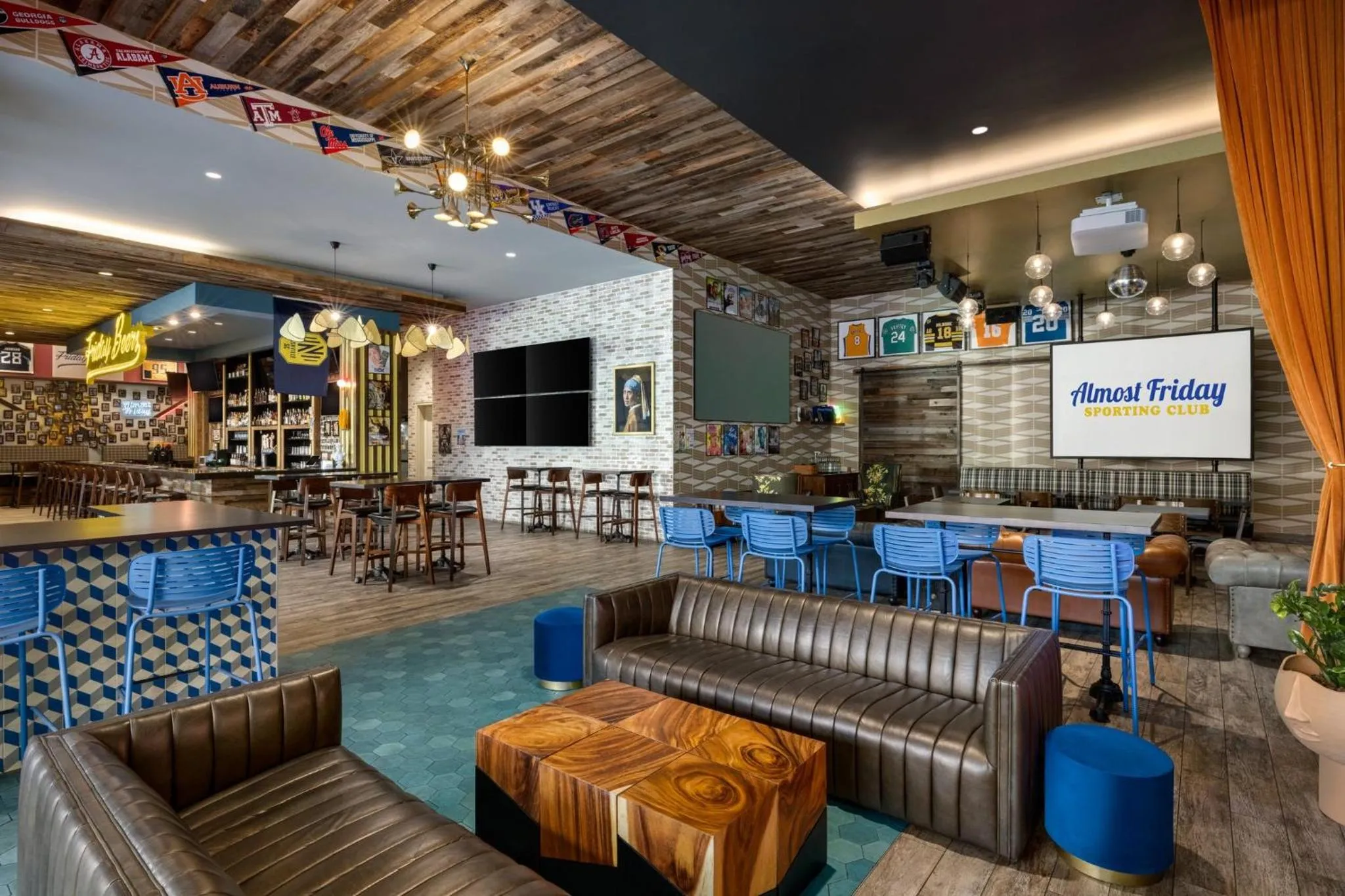 Restaurant/places to eat in Holiday Inn & Suites Nashville Downtown Broadway