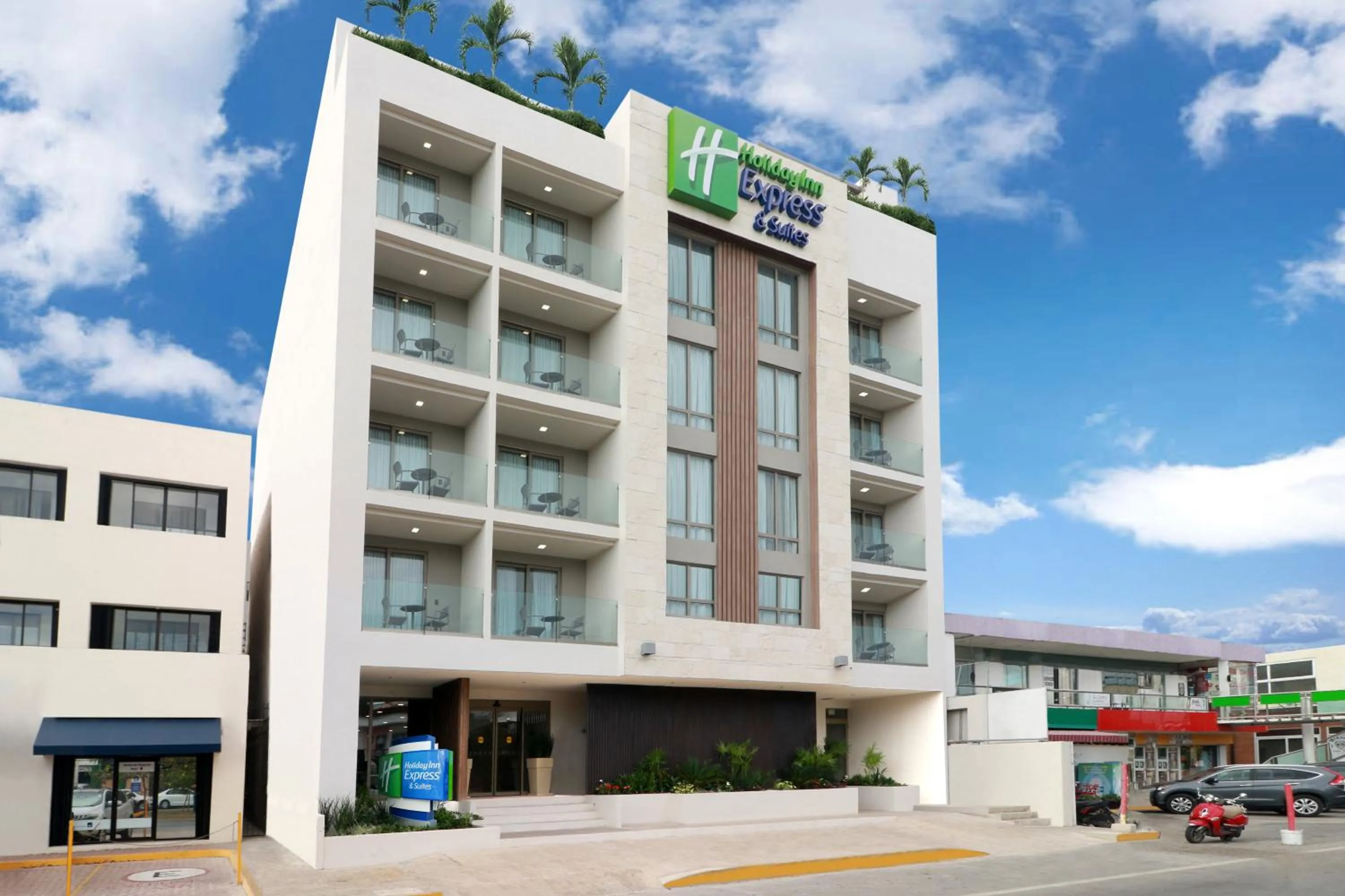 Property building in Holiday Inn Express & Suites - Playa del Carmen by IHG
