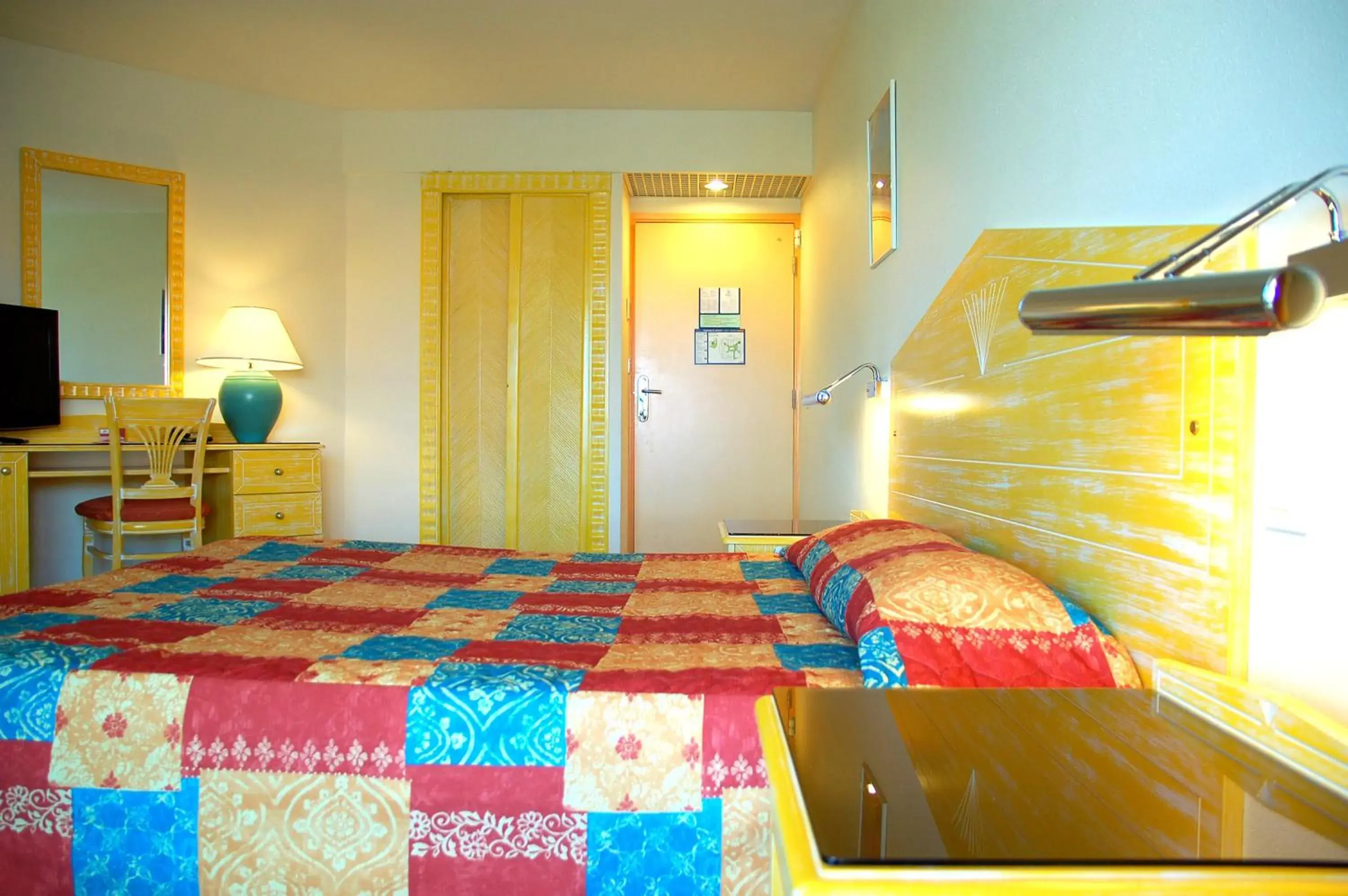 Superior Double or Twin Room in Hotel La Galleria Superior Double or Twin Room in Hotel La Galleria