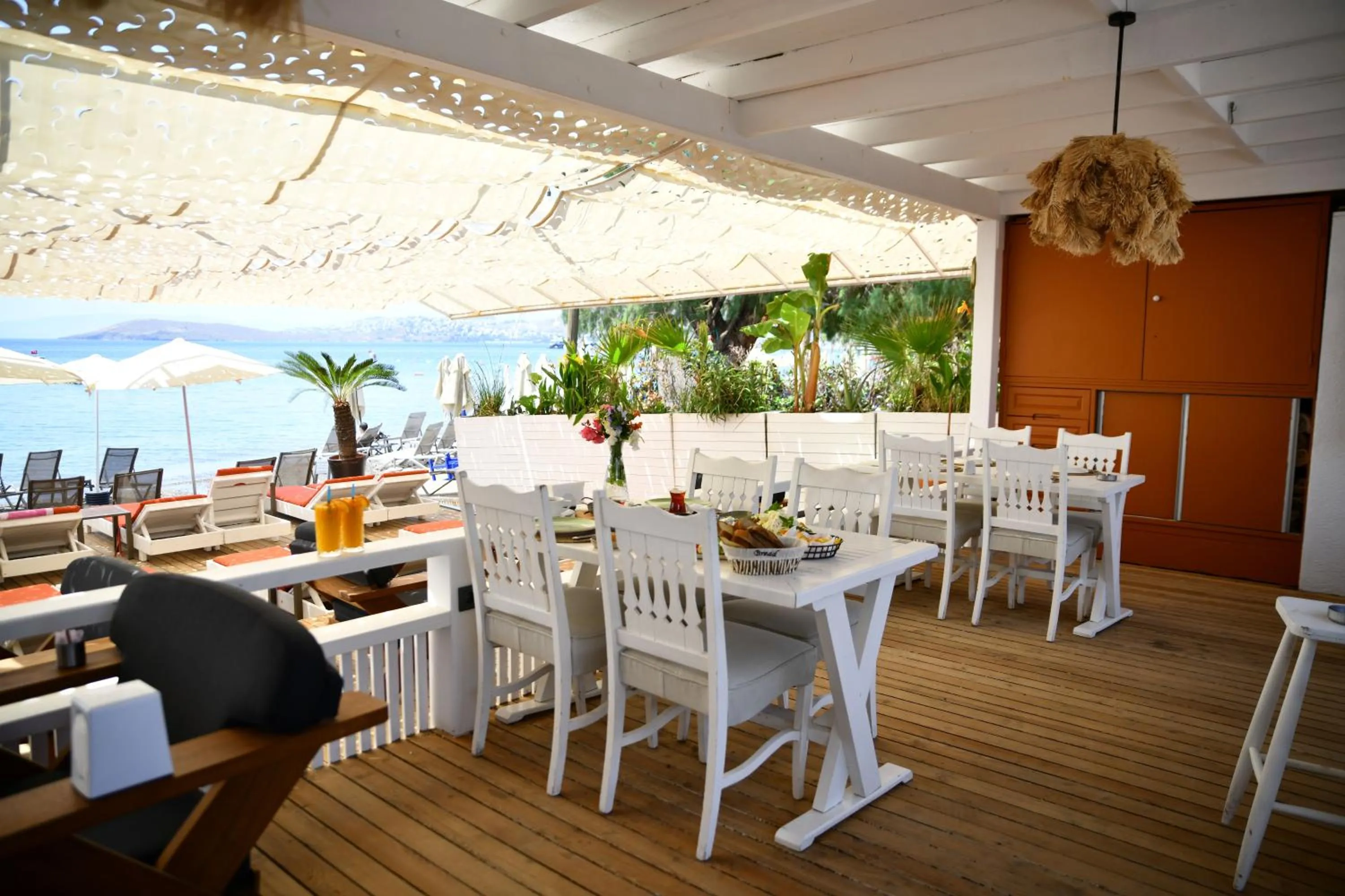 Restaurant/places to eat in MyElla Boutique Hotel